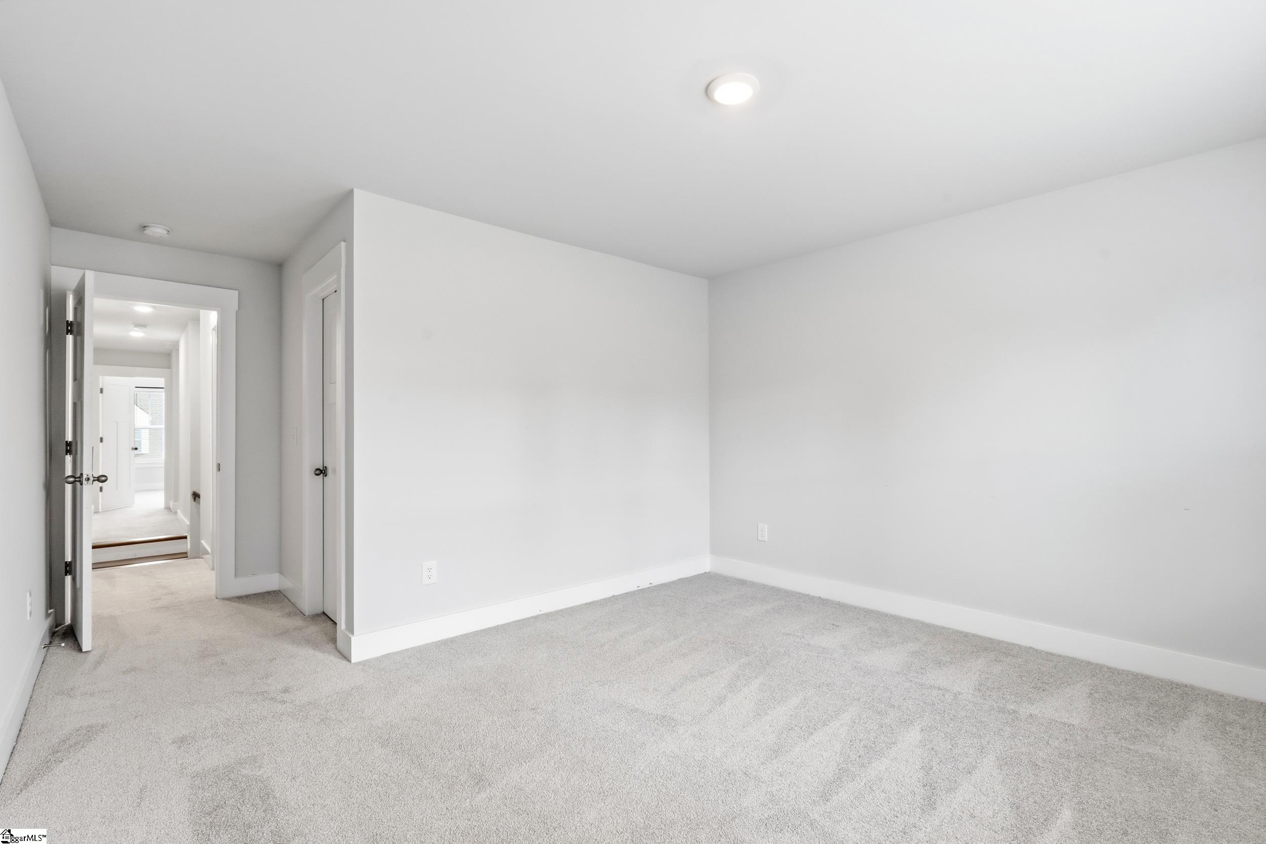 217 Woodhouse Way Property Photo 24