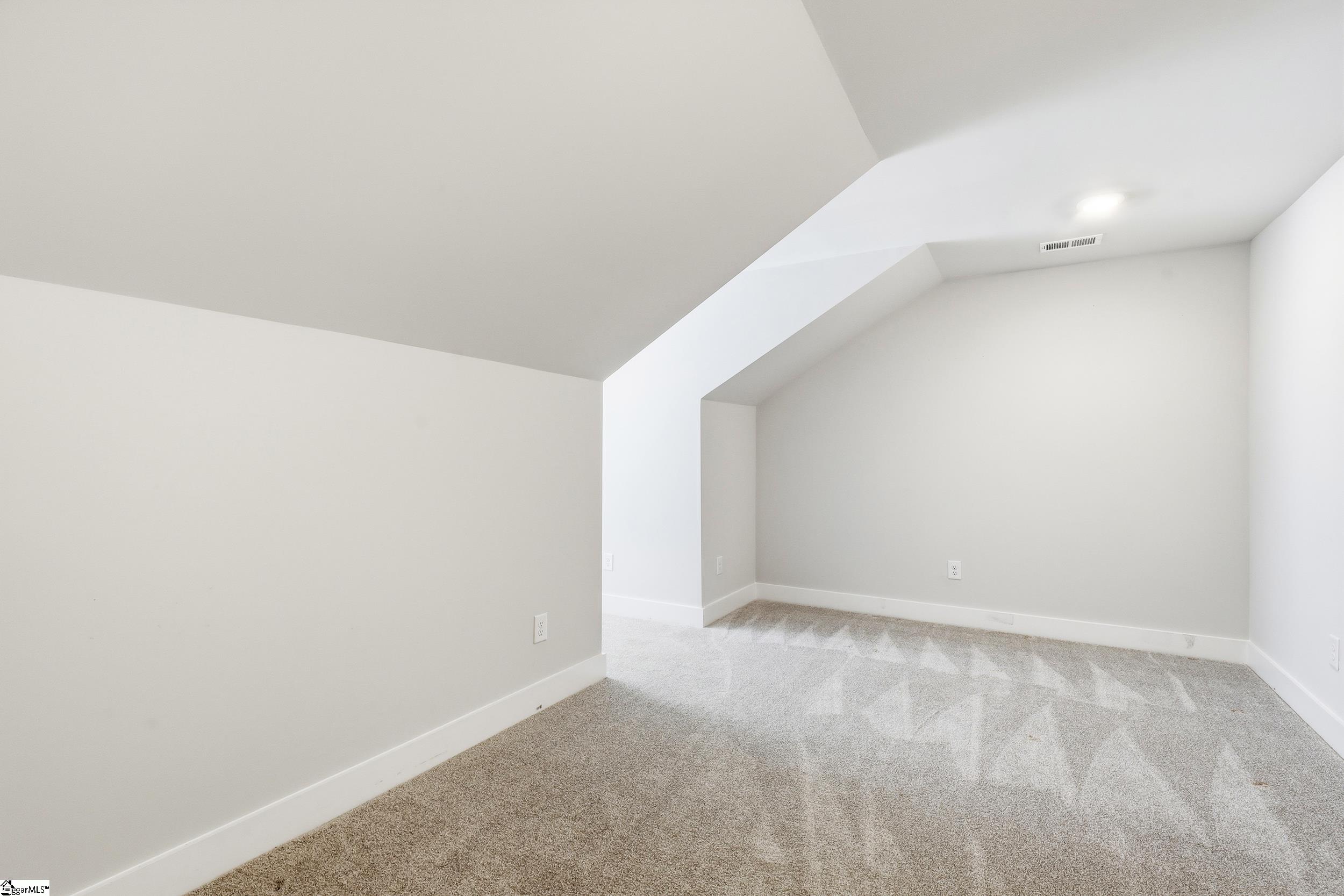 217 Woodhouse Way Property Photo 26