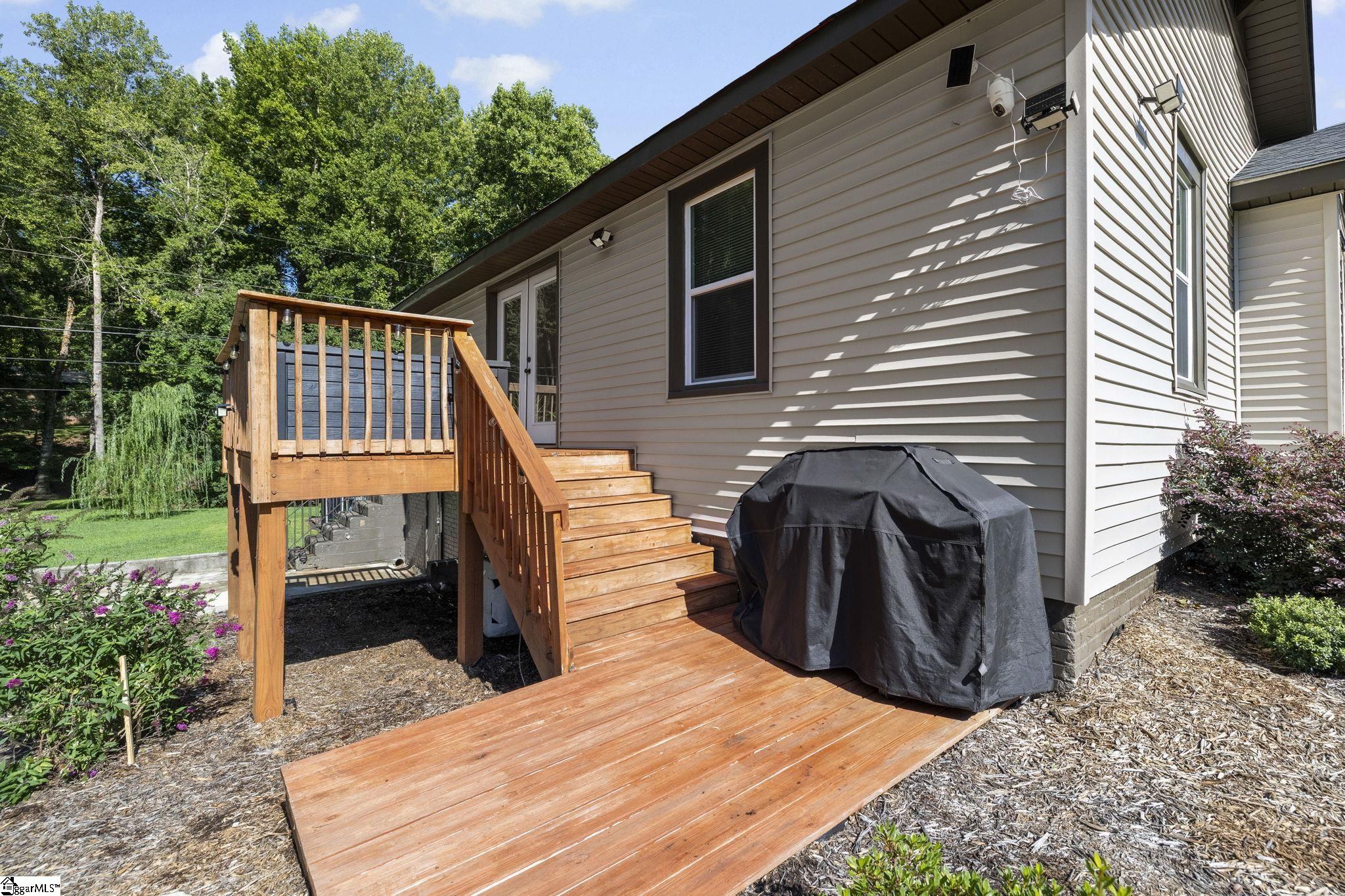 105 Mellon Street Property Photo 23