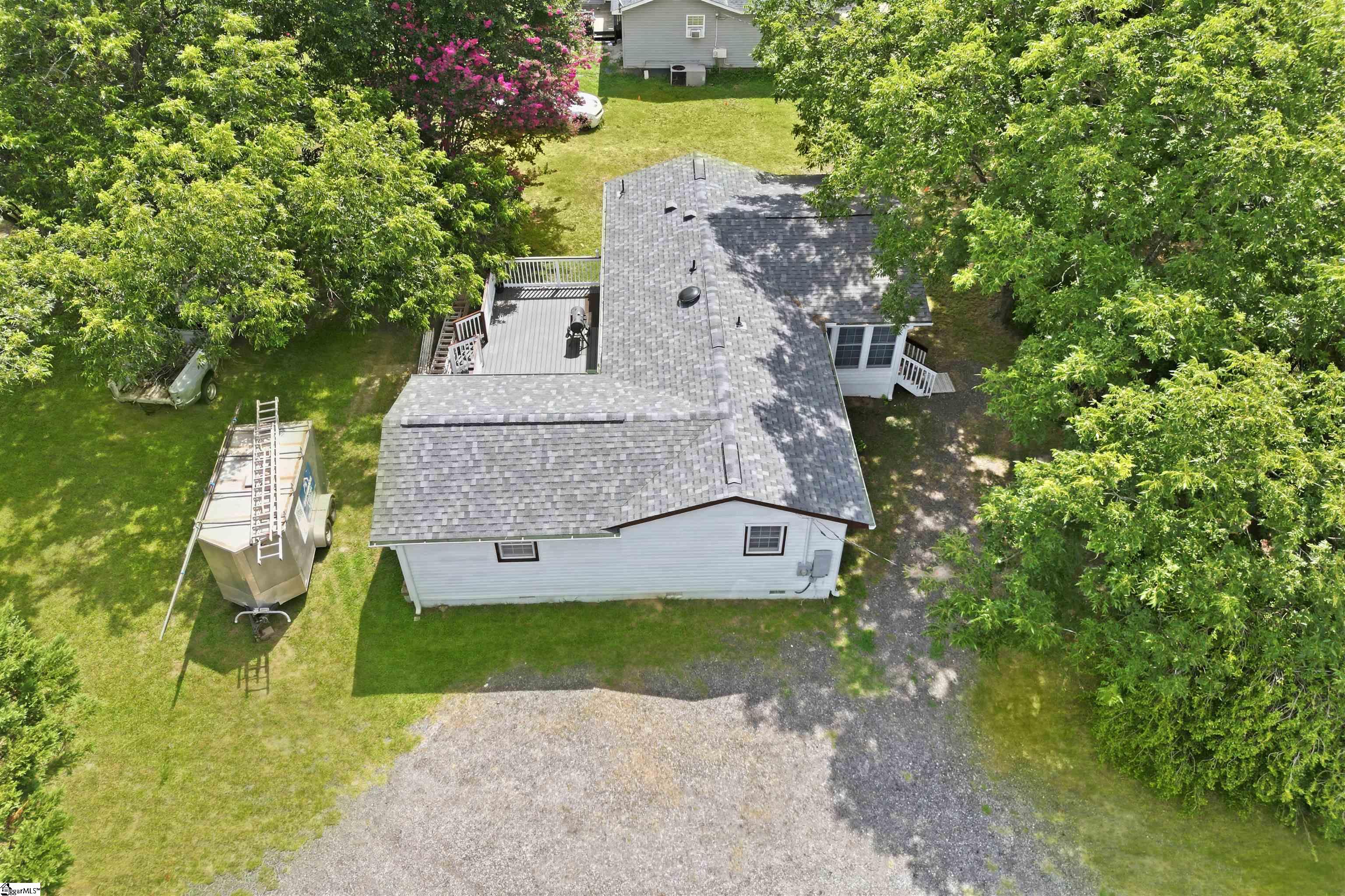 125 Old Lowe Court Property Photo 4