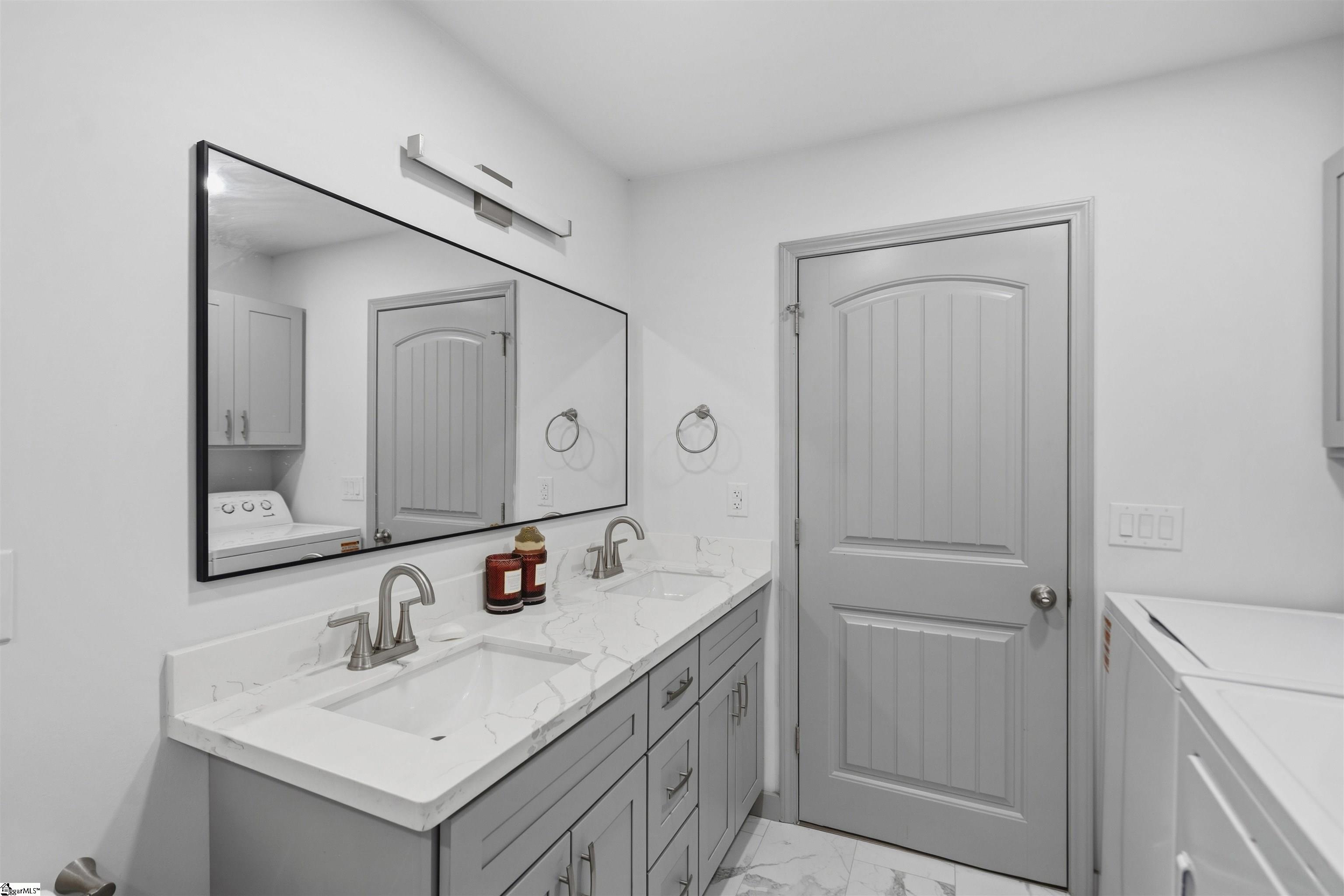 125 Old Lowe Court Property Photo 13