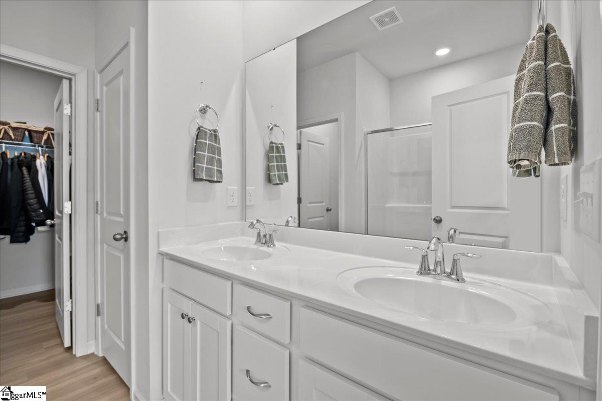 101 Aleppo Lane Property Photo 14