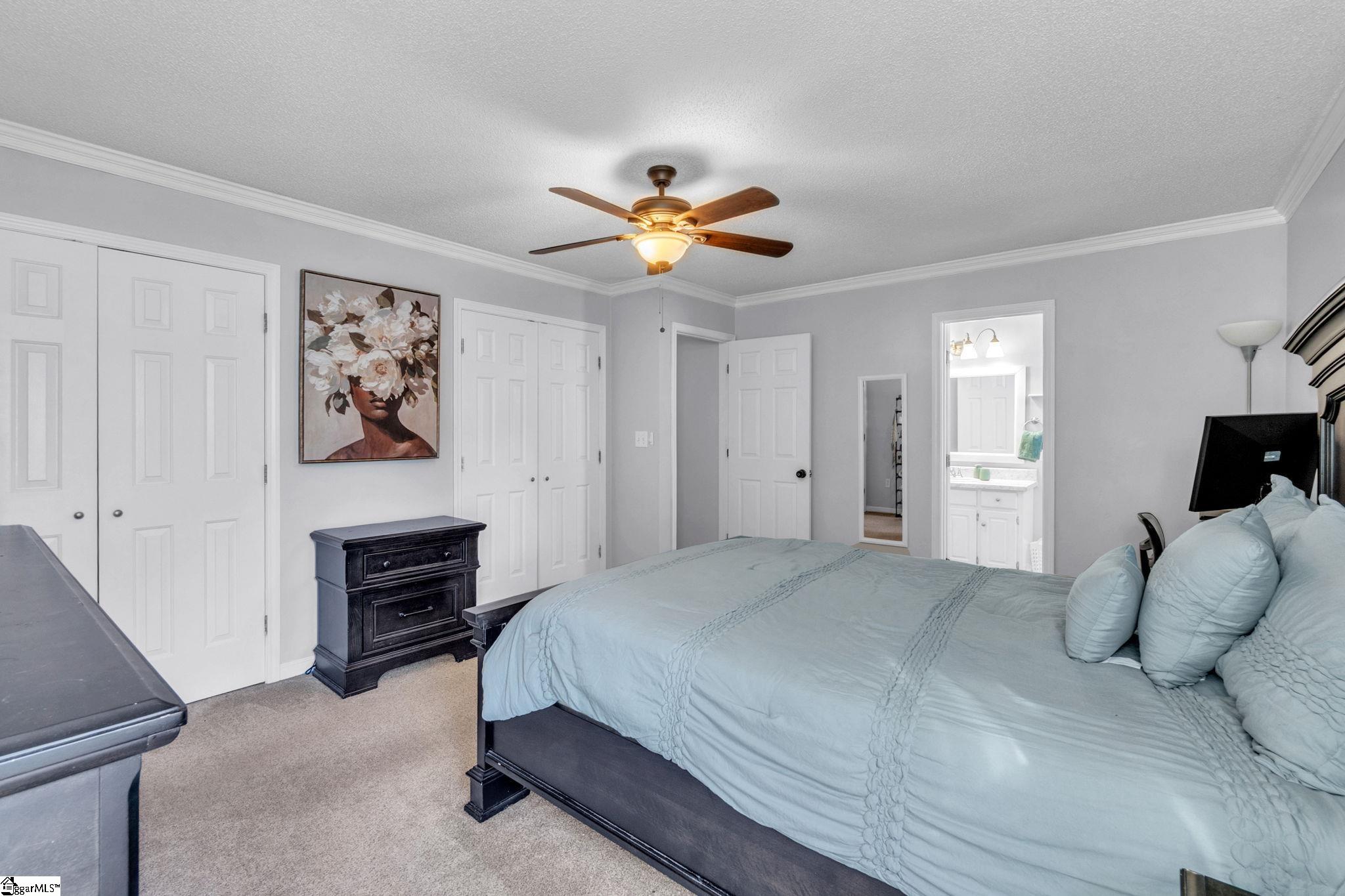 204 Flagstar Court Property Photo 12