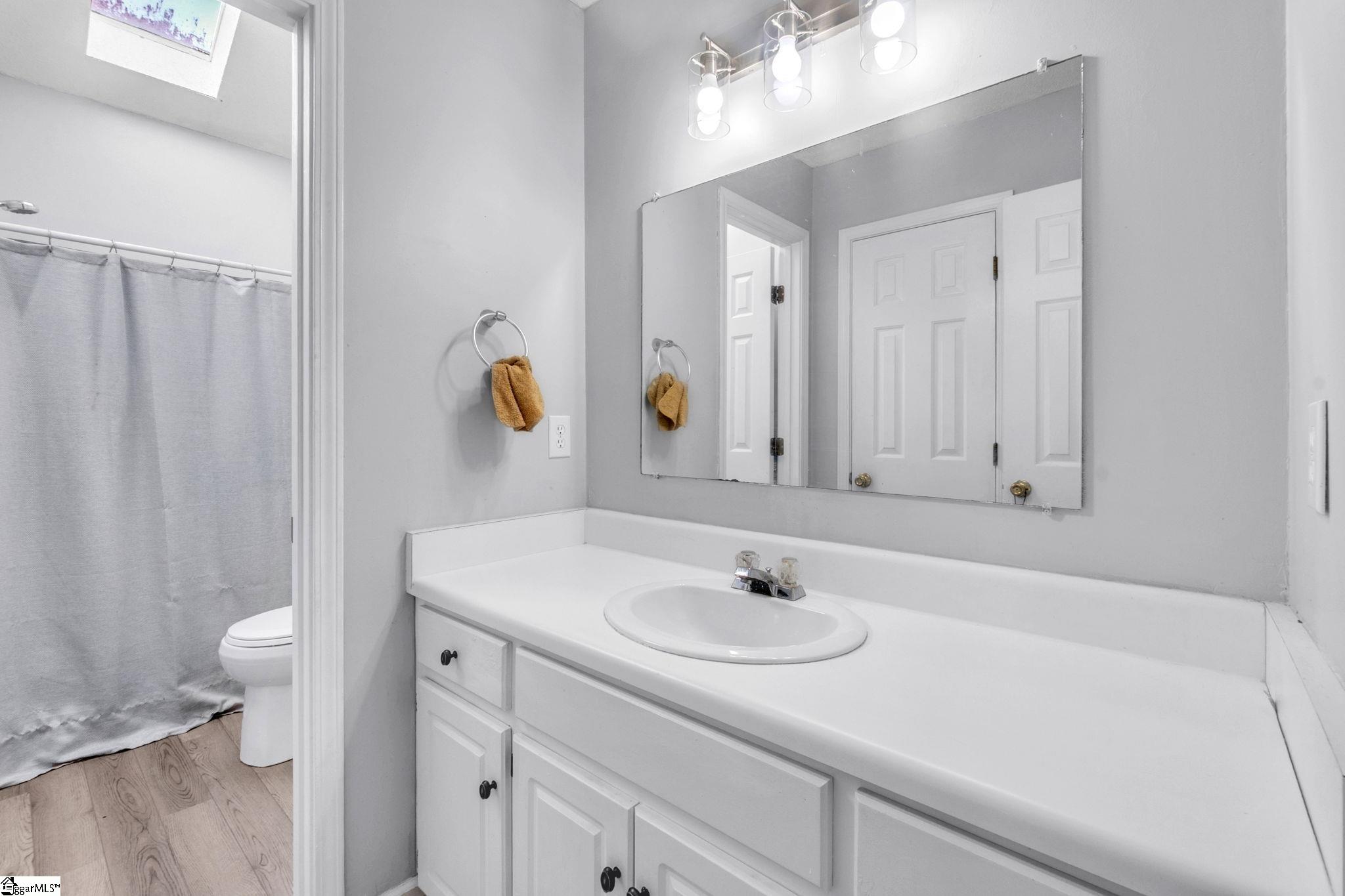 204 Flagstar Court Property Photo 15