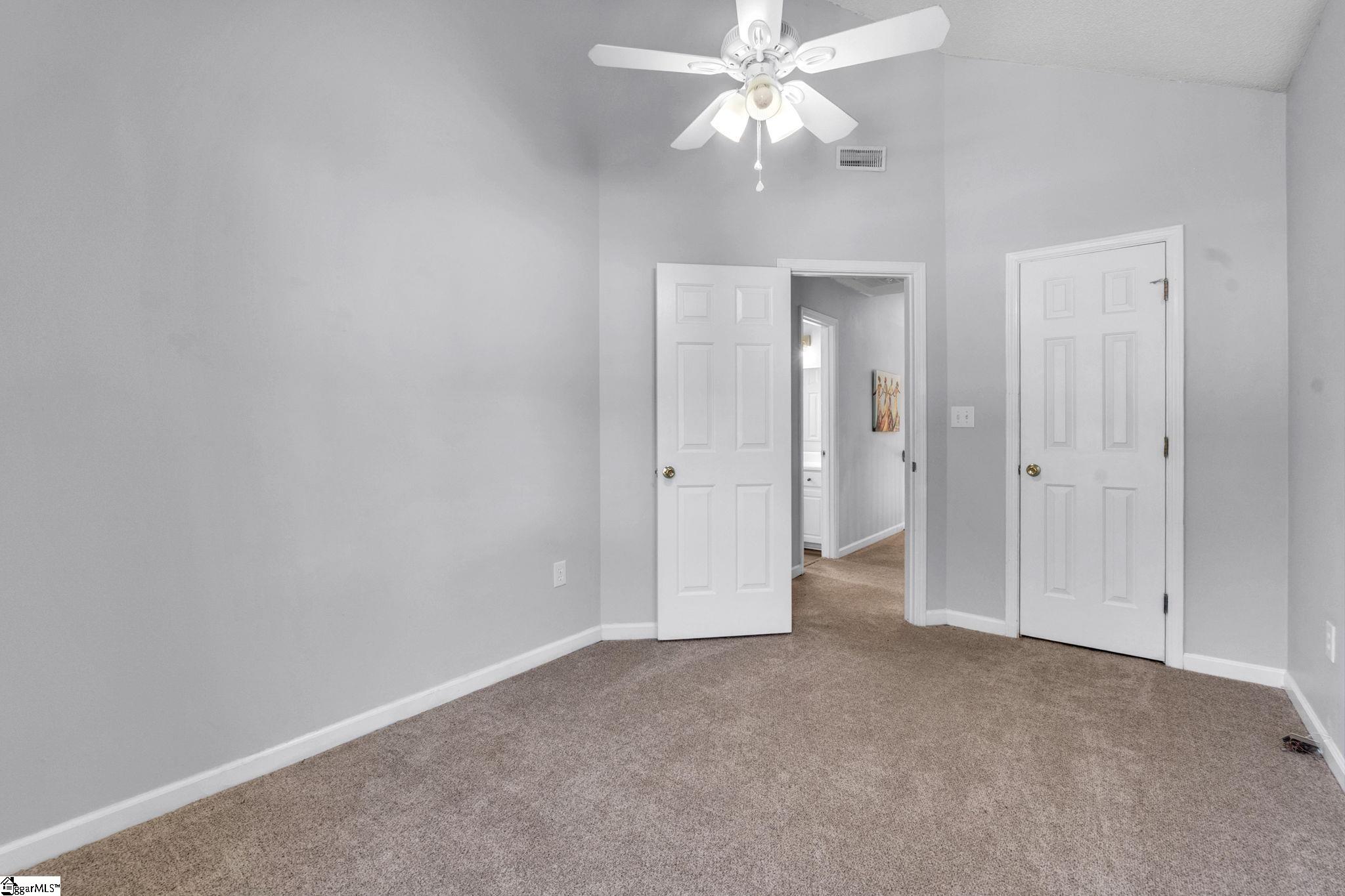 204 Flagstar Court Property Photo 17