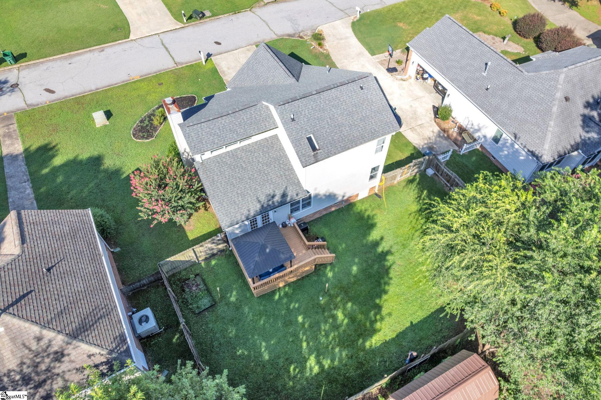204 Flagstar Court Property Photo 27
