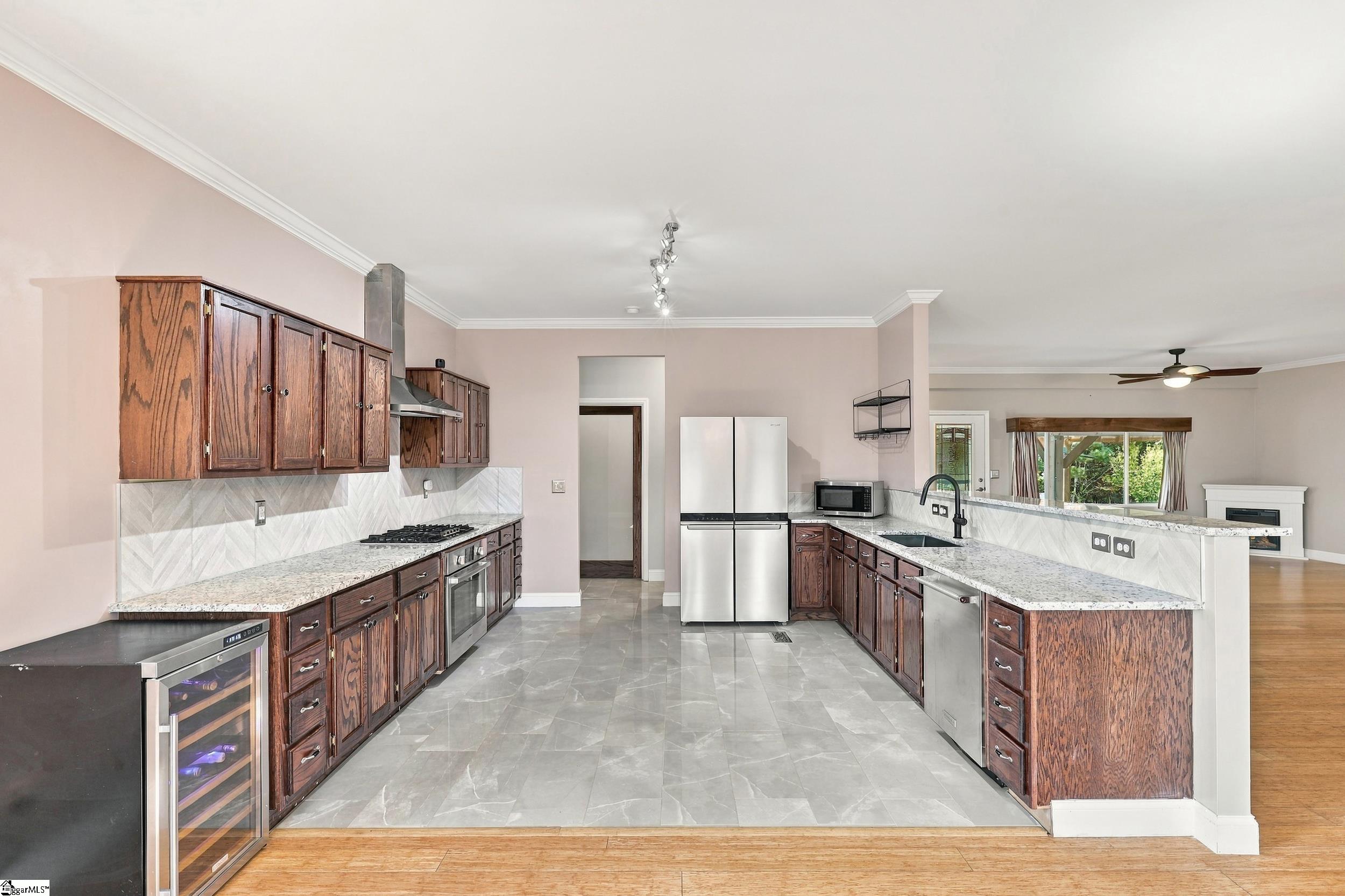 7282 New Cut Road Property Photo 8