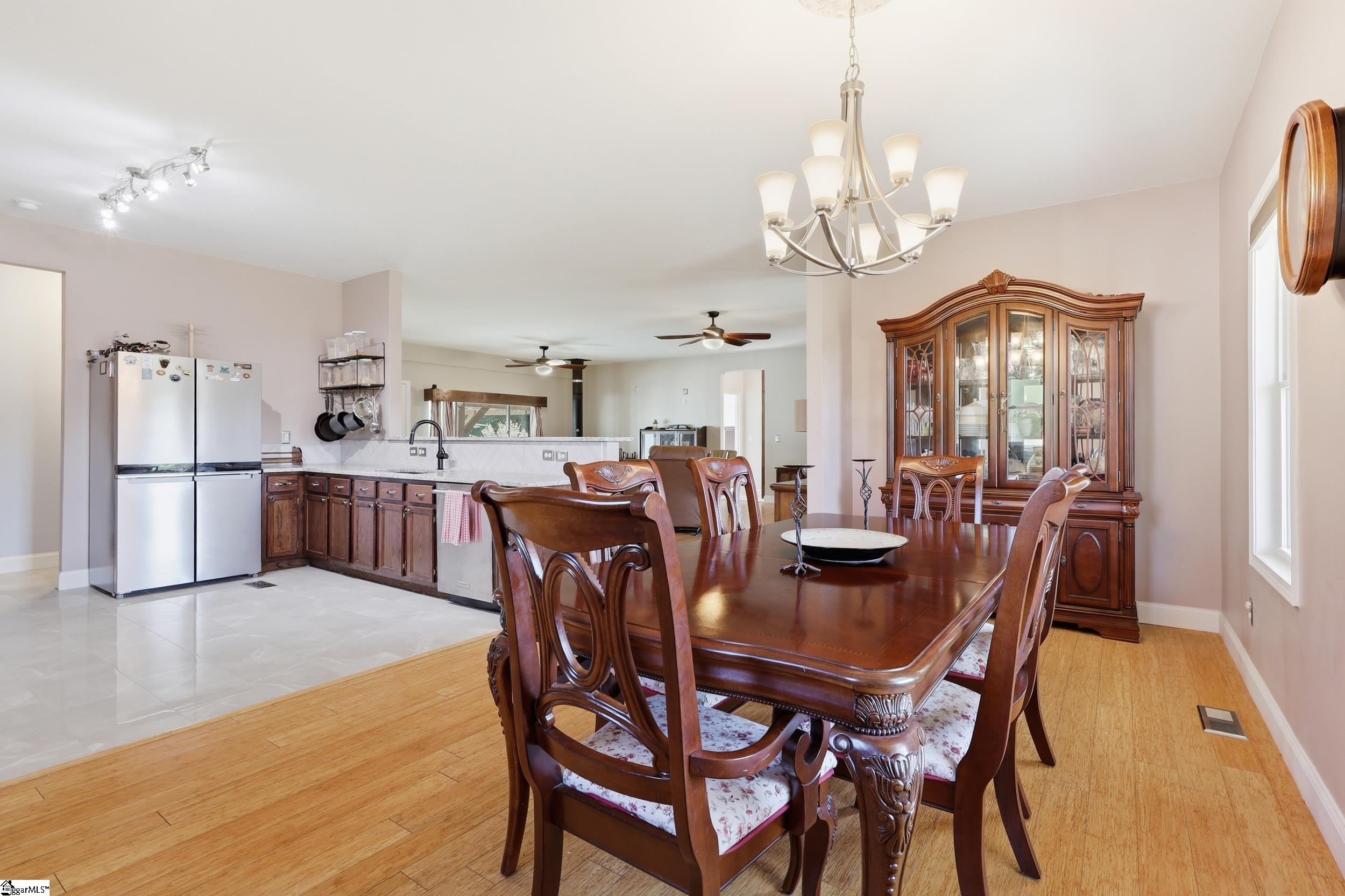 7282 New Cut Road Property Photo 9