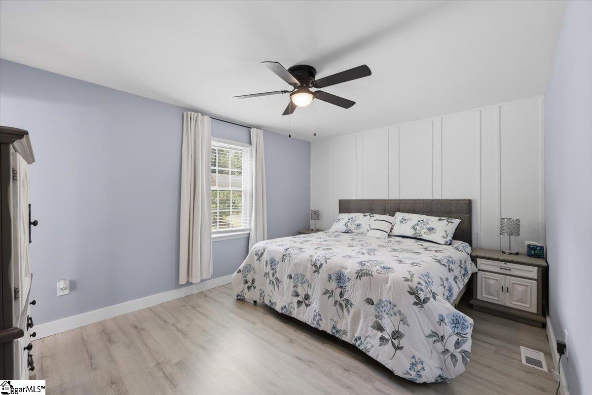 302 Waterbury Court Property Photo 14