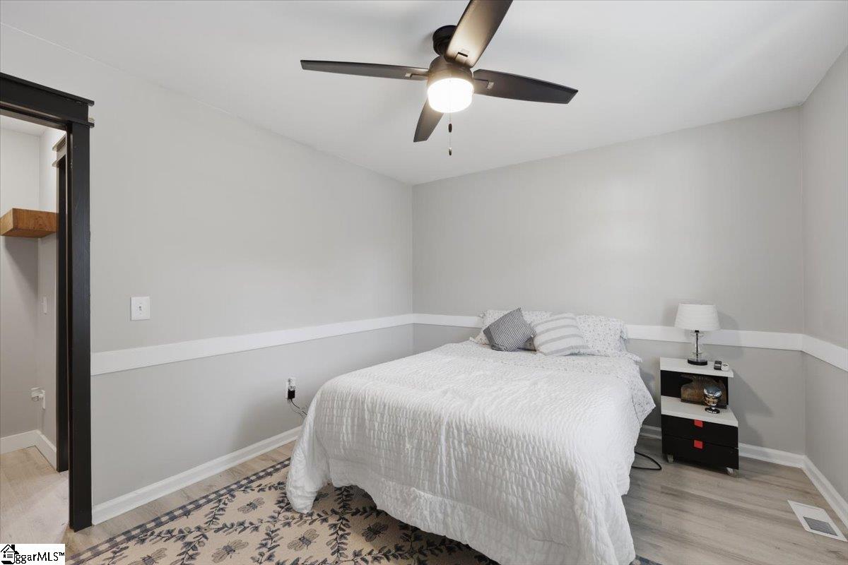 302 Waterbury Court Property Photo 22