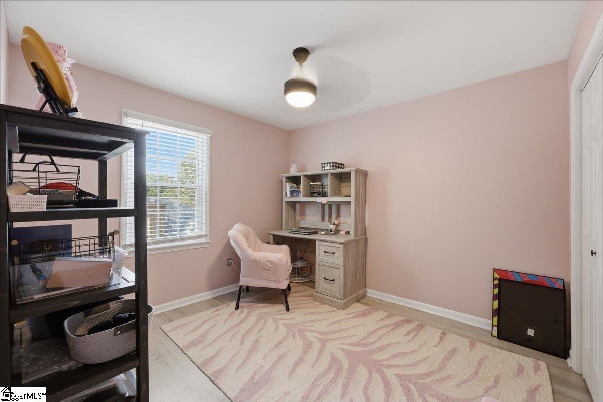 302 Waterbury Court Property Photo 23