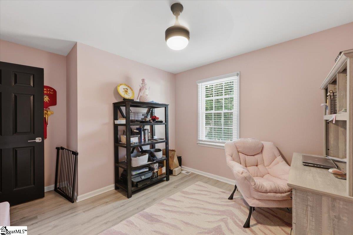 302 Waterbury Court Property Photo 24