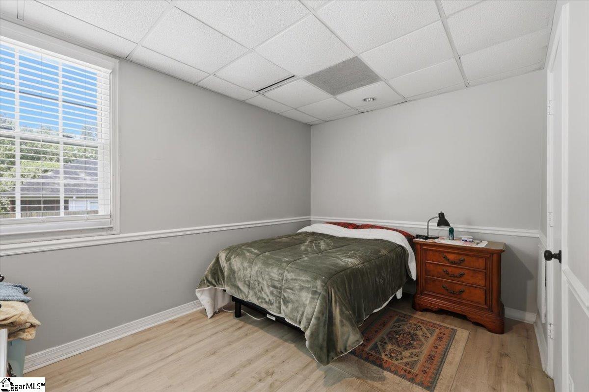 302 Waterbury Court Property Photo 29