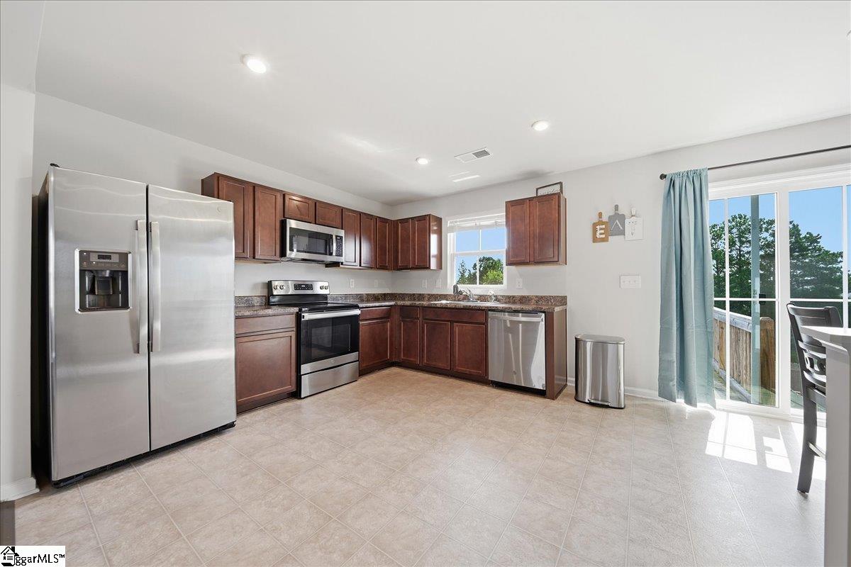 302 Parkridge Way Property Photo 11