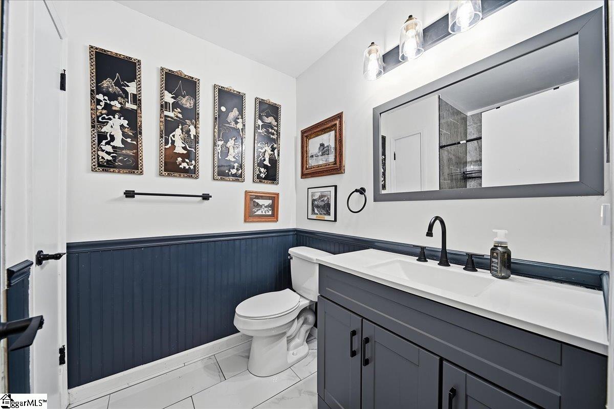 404 Jameson Drive Property Photo 13