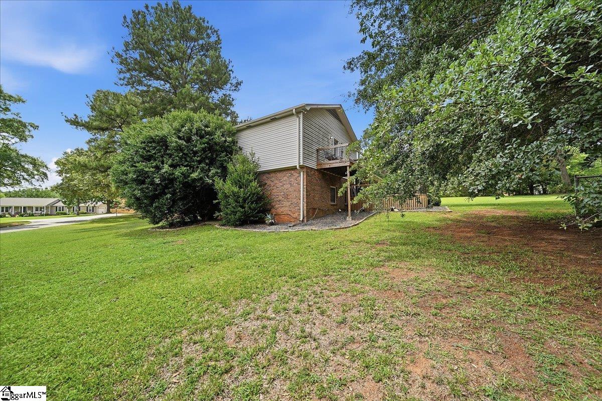 404 Jameson Drive Property Photo 33