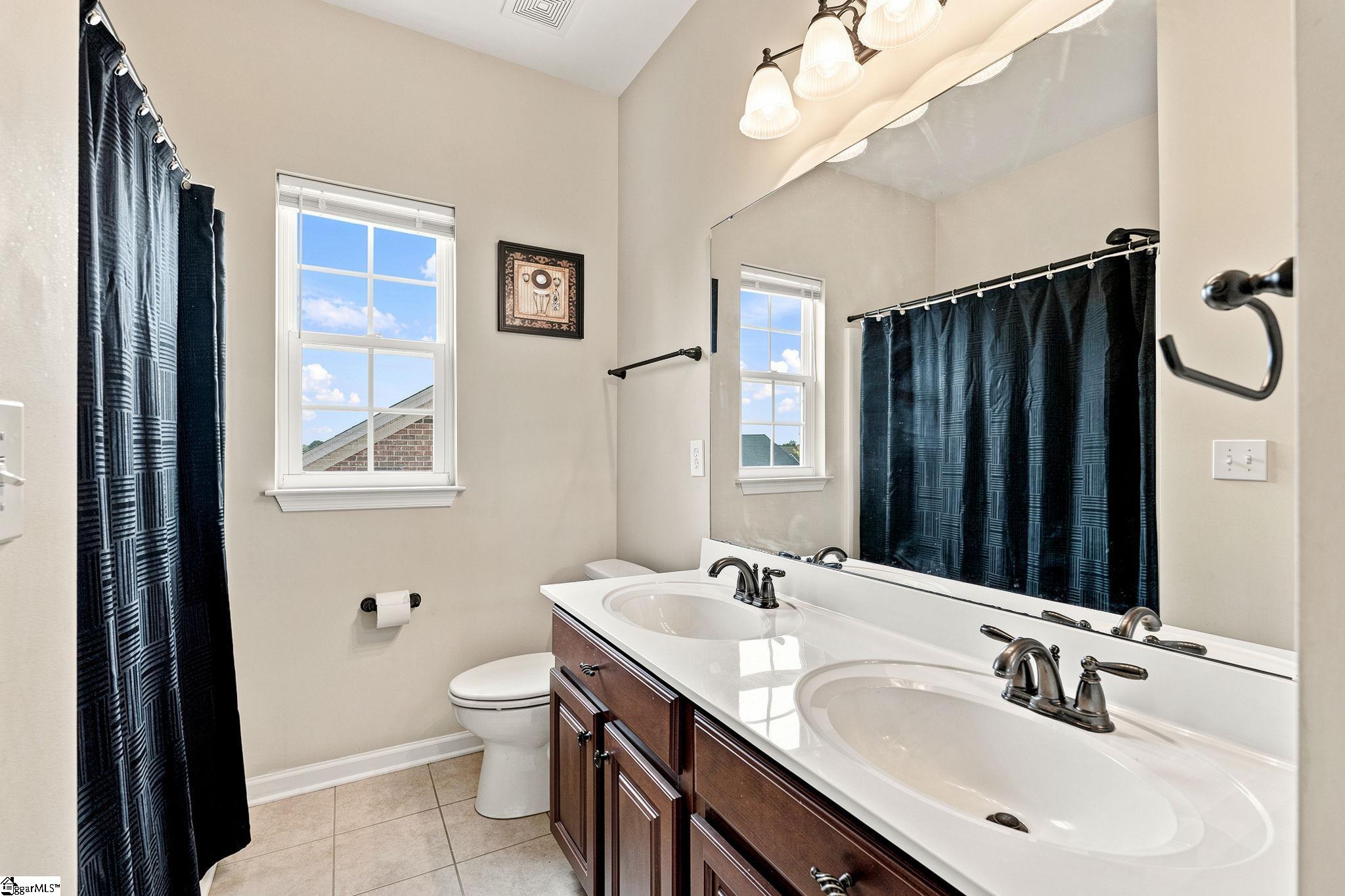 252 Raven Falls Lane Property Photo 32