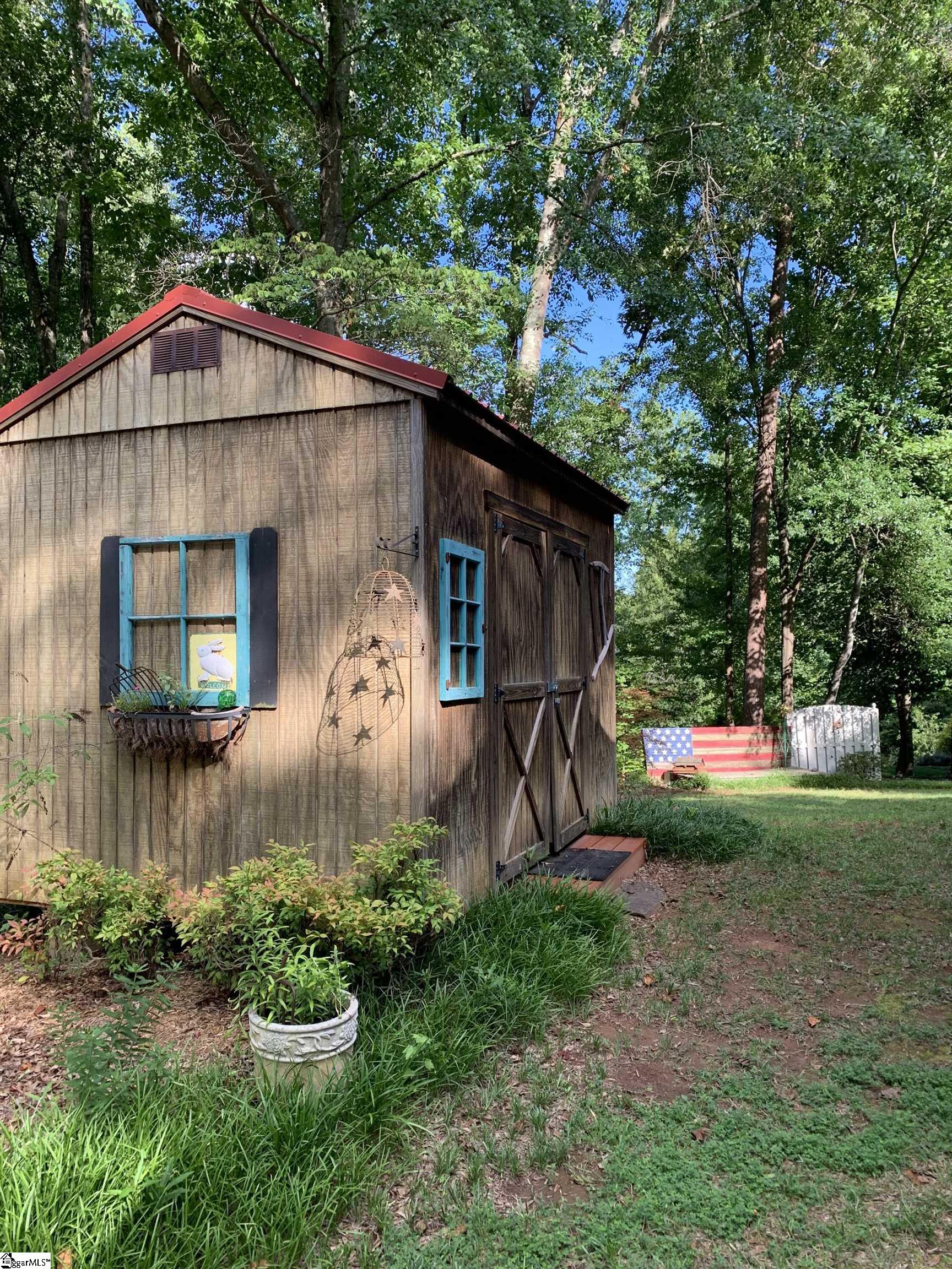 204 Mill Estates Road Property Photo 3