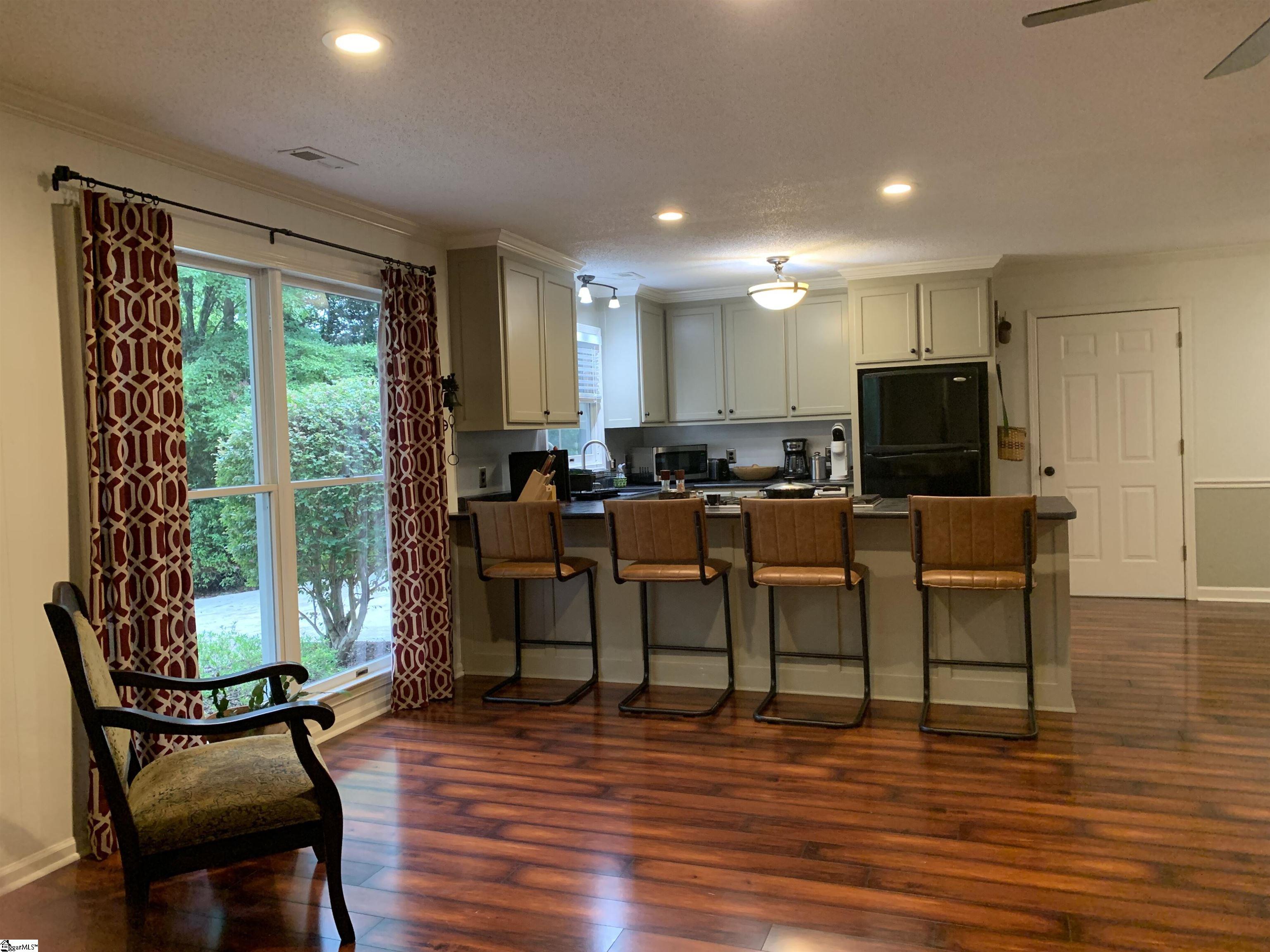 204 Mill Estates Road Property Photo 10
