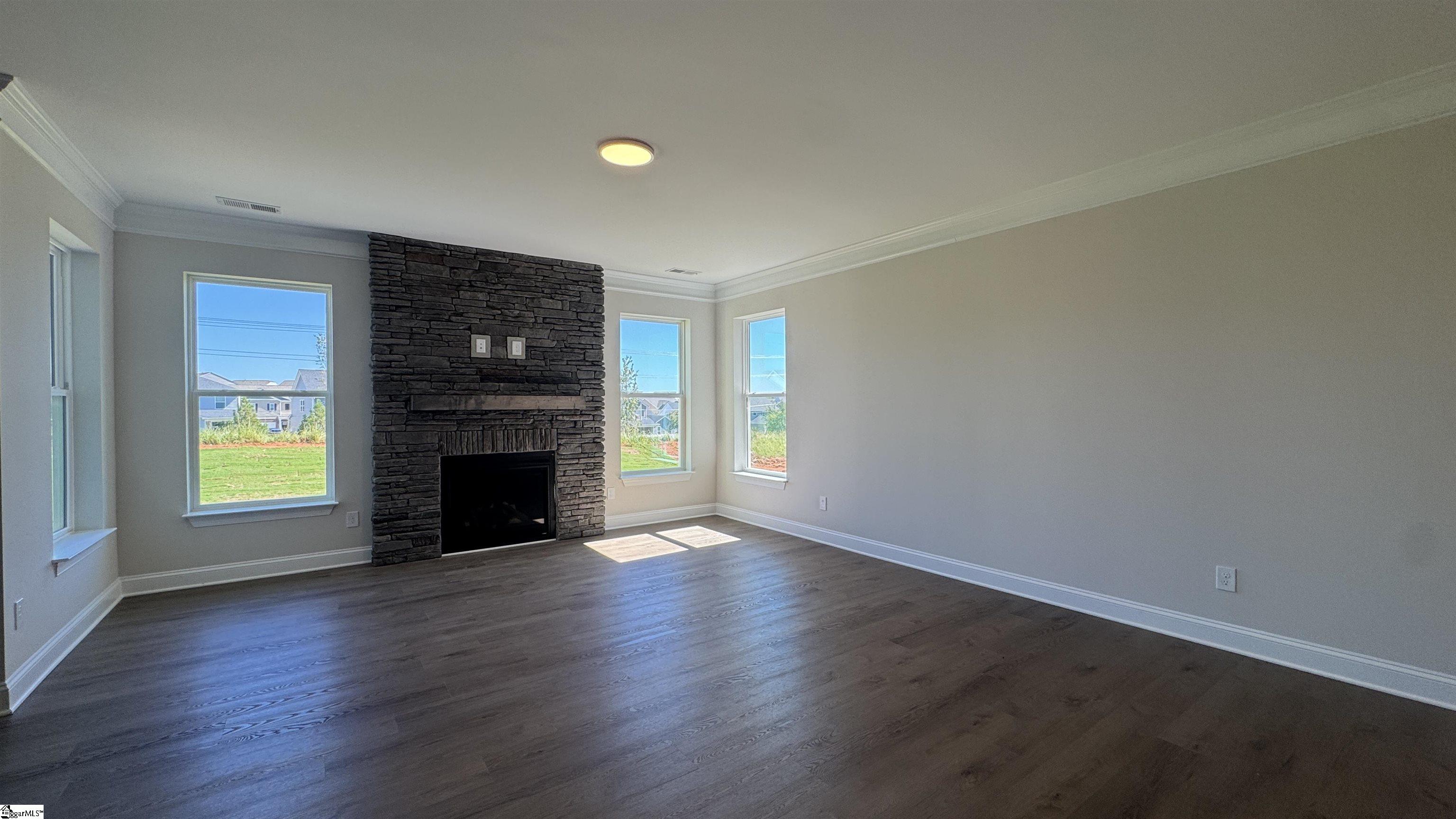 335 Goodison Way Property Photo 12