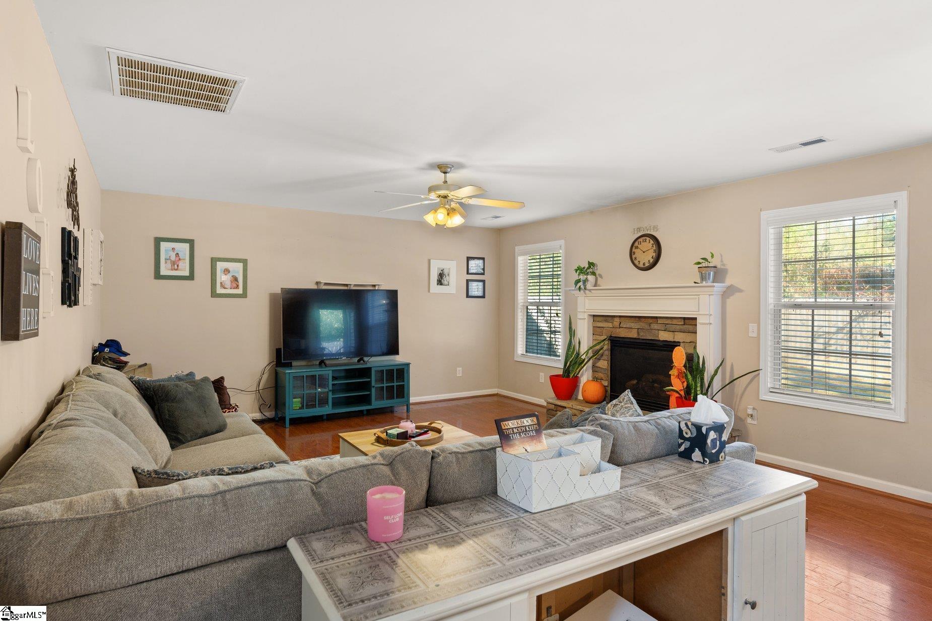 110 Ashington Drive Property Photo 6