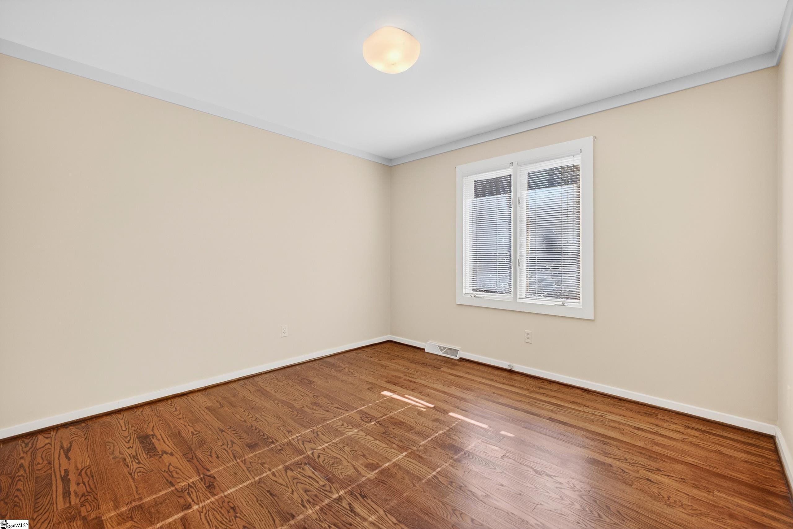 434 Henderson Road Property Photo 13