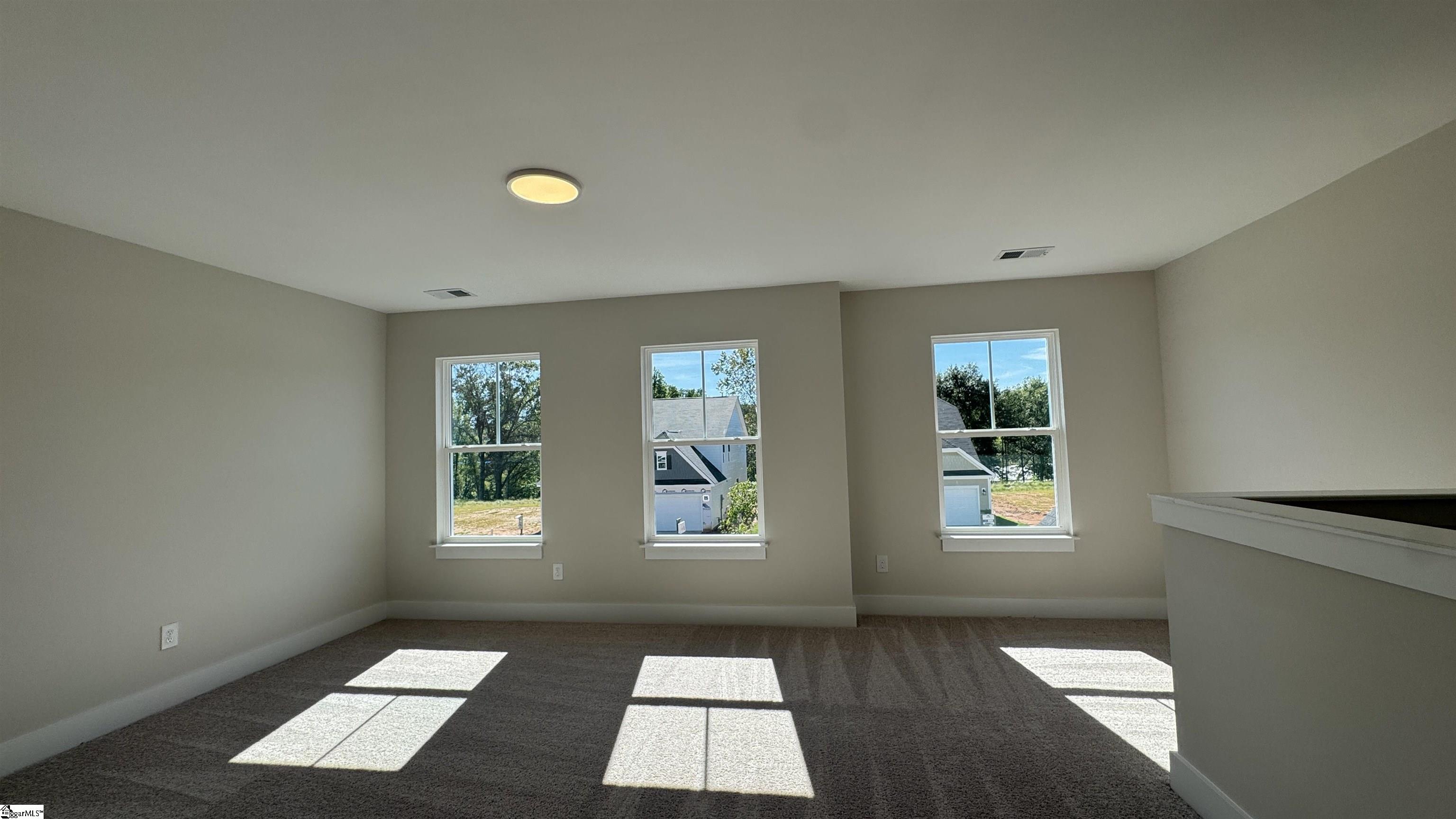 1124 Stable Way Property Photo 3