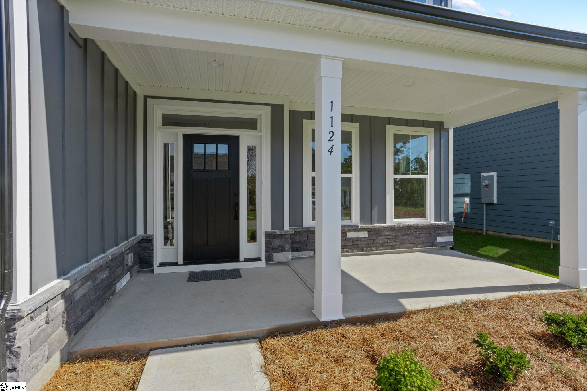 1124 Stable Way Property Photo 3