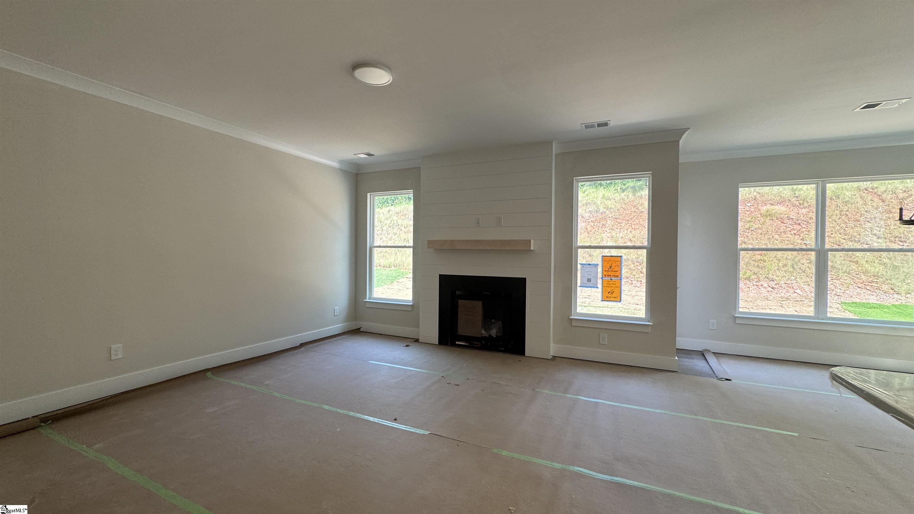 1124 Stable Way Property Photo 5