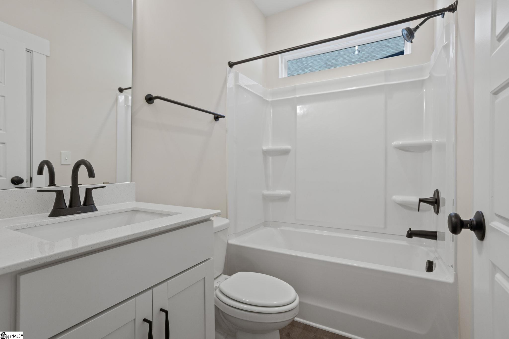 1124 Stable Way Property Photo 17
