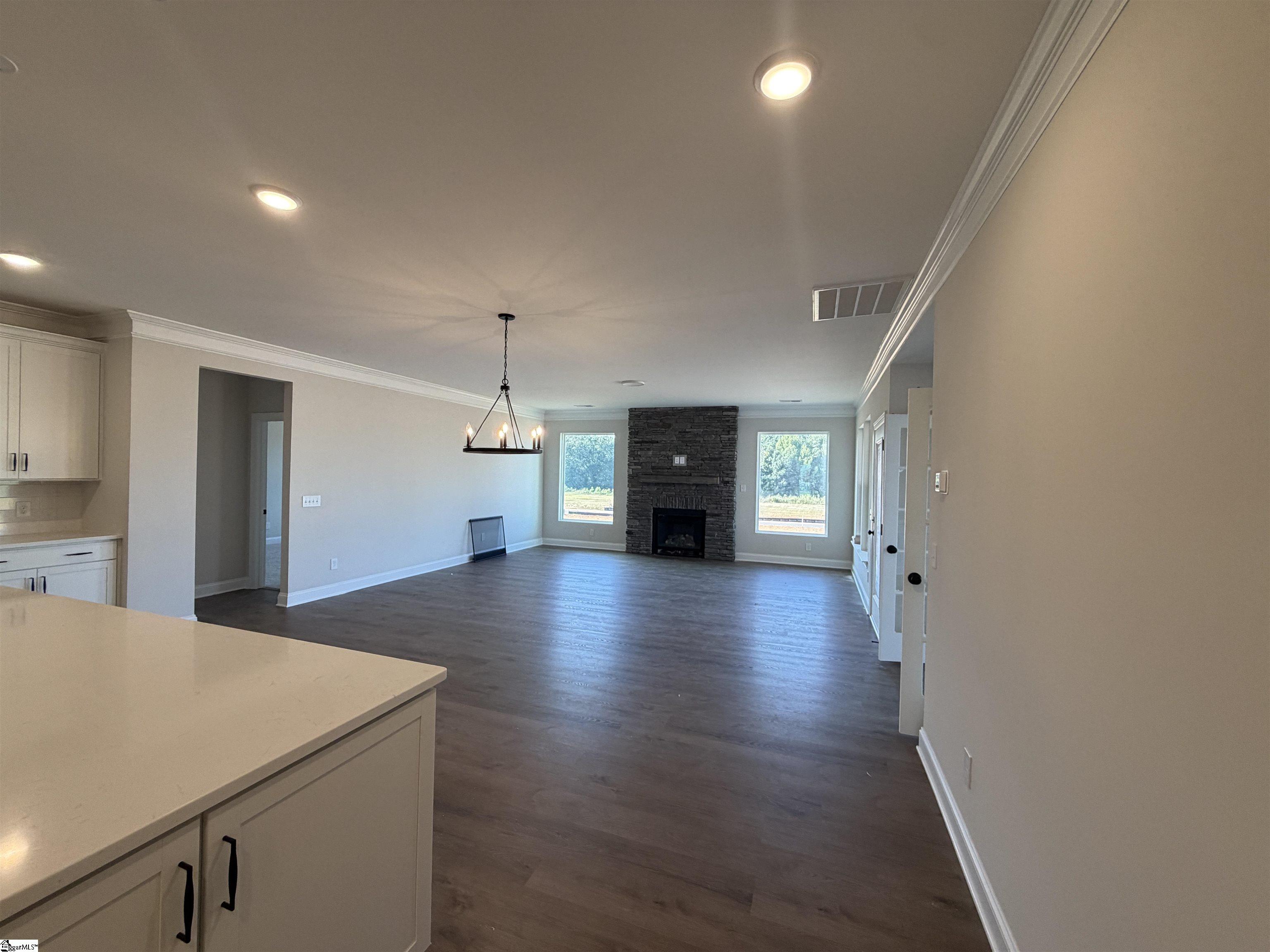 406 Ladybug Lane Property Photo 5