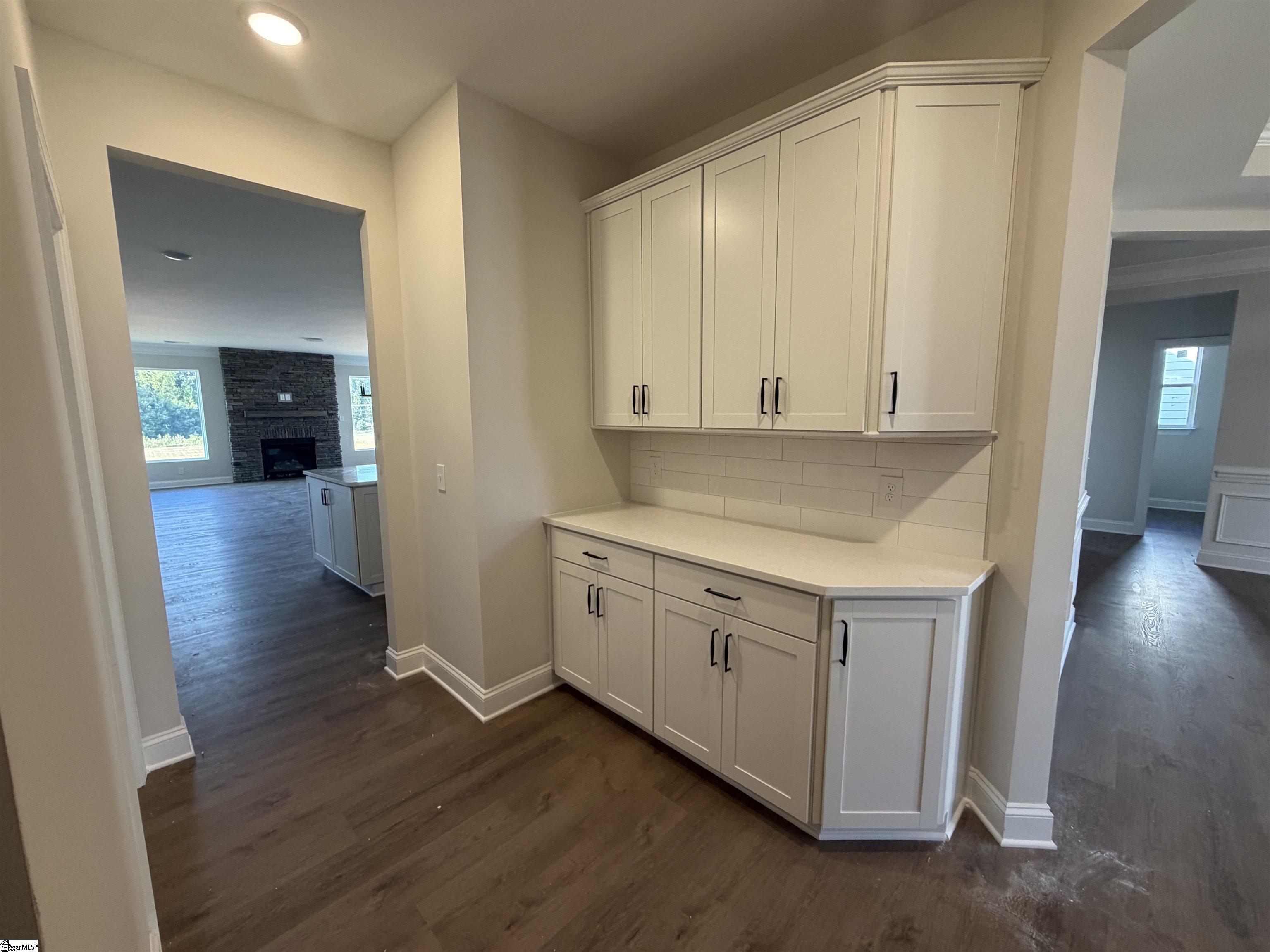 406 Ladybug Lane Property Photo 8