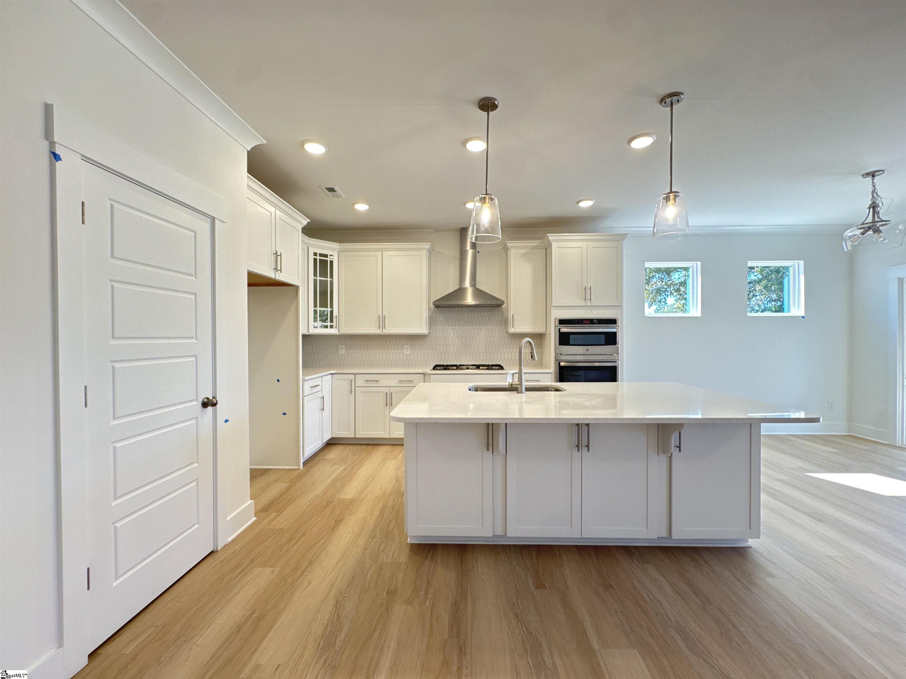 210 Kayfield Farms Drive Property Photo 2