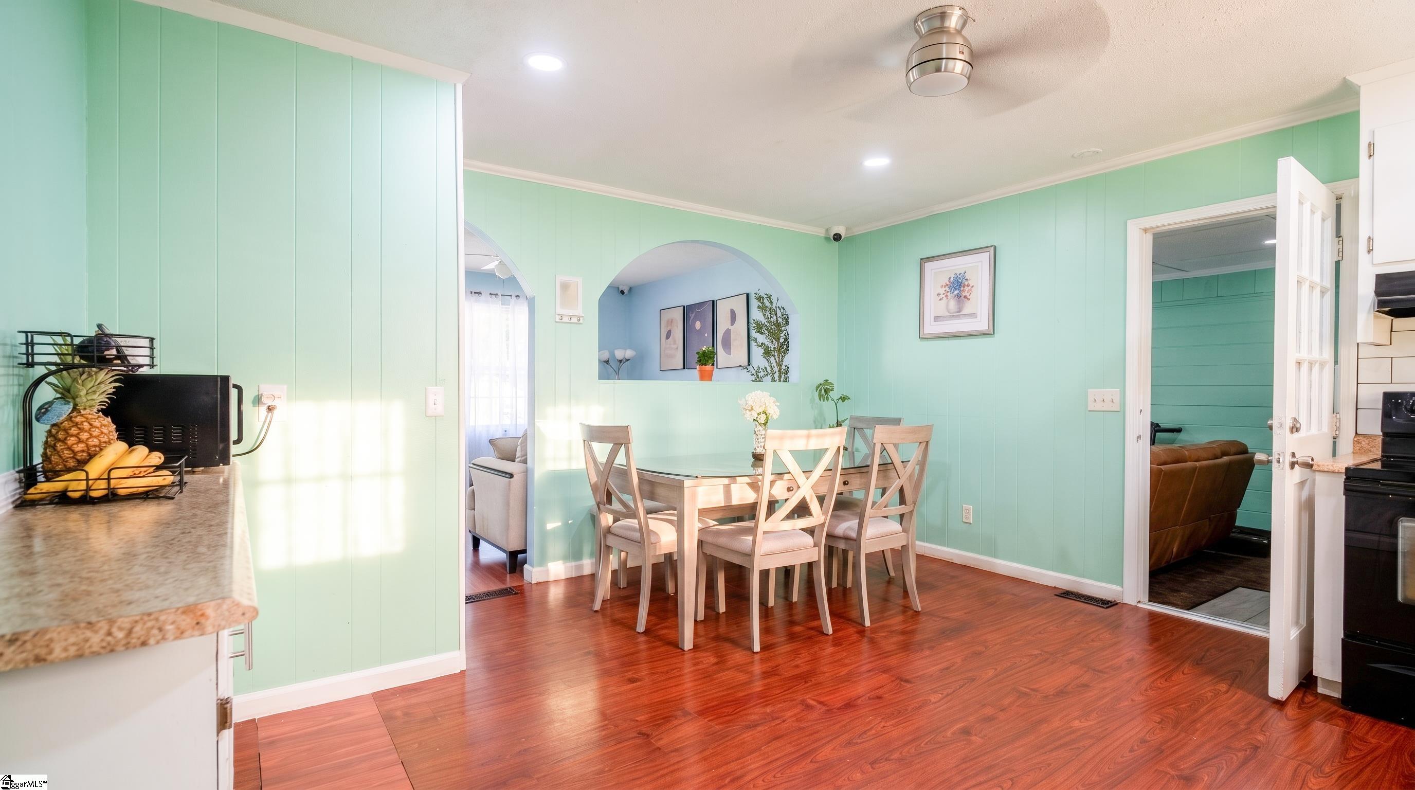 254 Fairhill Drive Property Photo 2