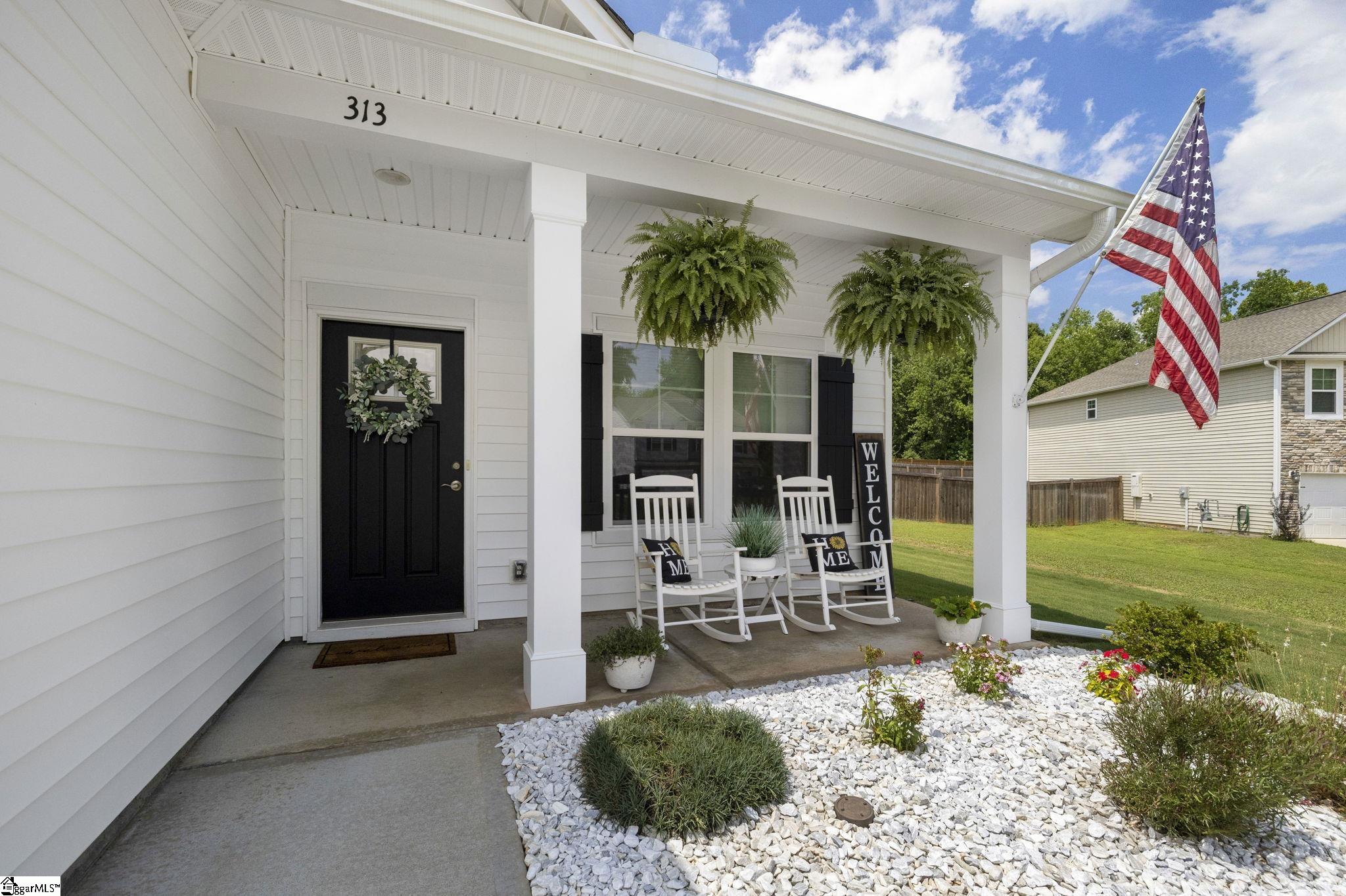 313 Balsa Way Property Photo 4