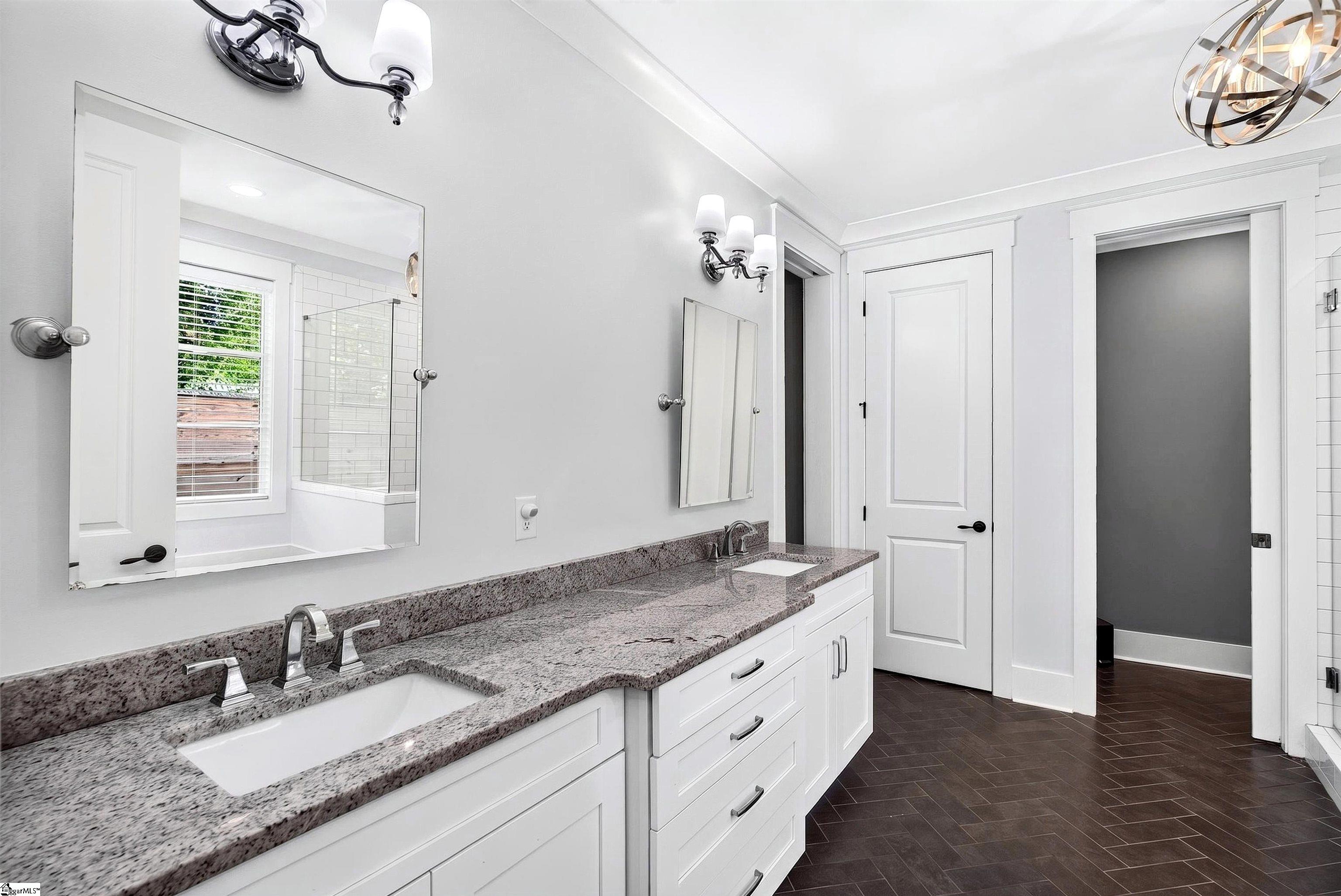 7 Tyler Street Property Photo 17