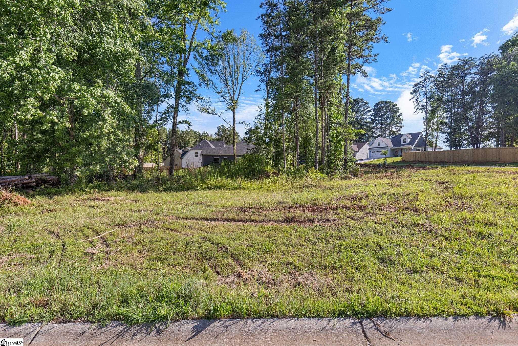 000 Wrenwood Court Property Photo 4