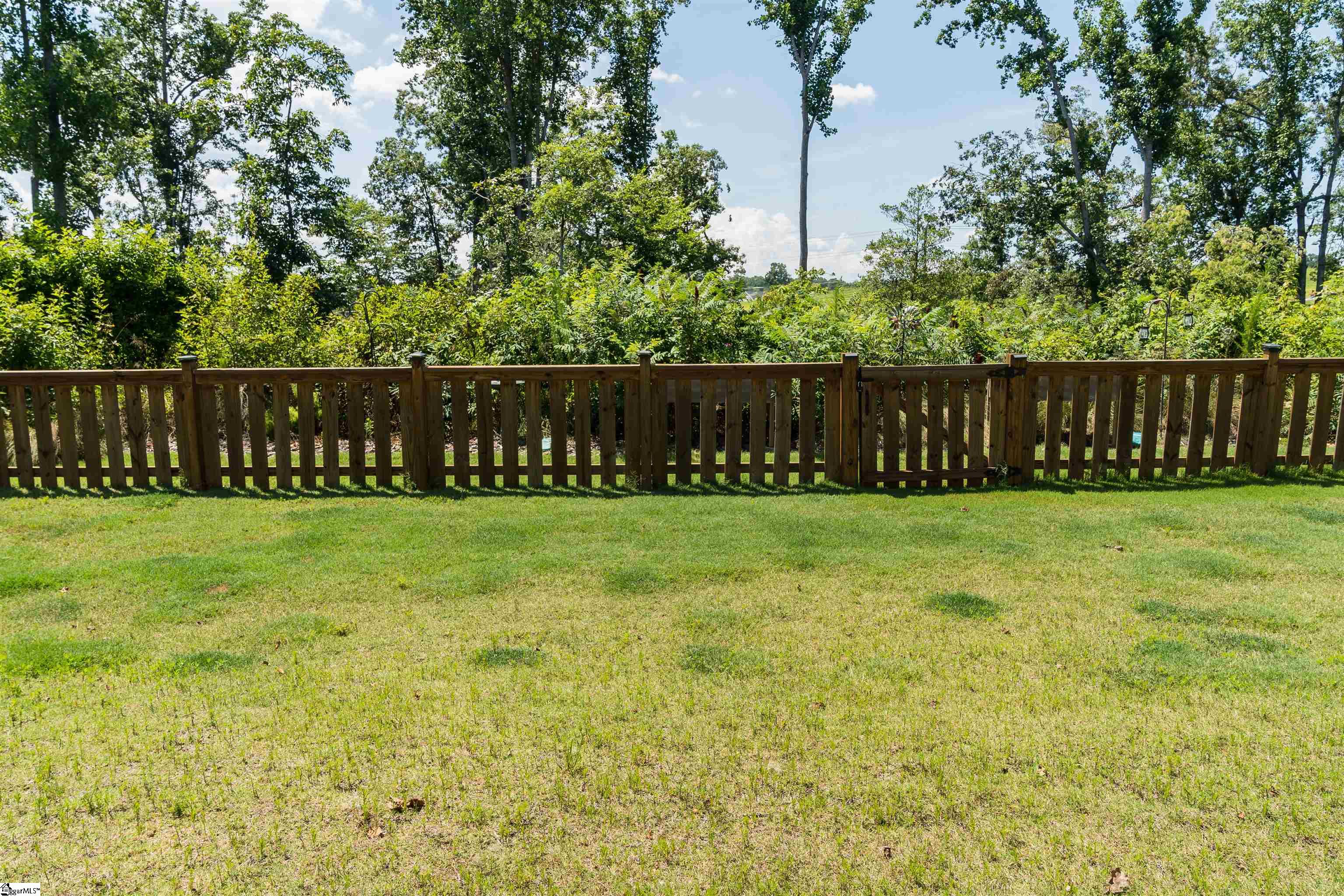 489 Fenwick Drive Property Photo 31