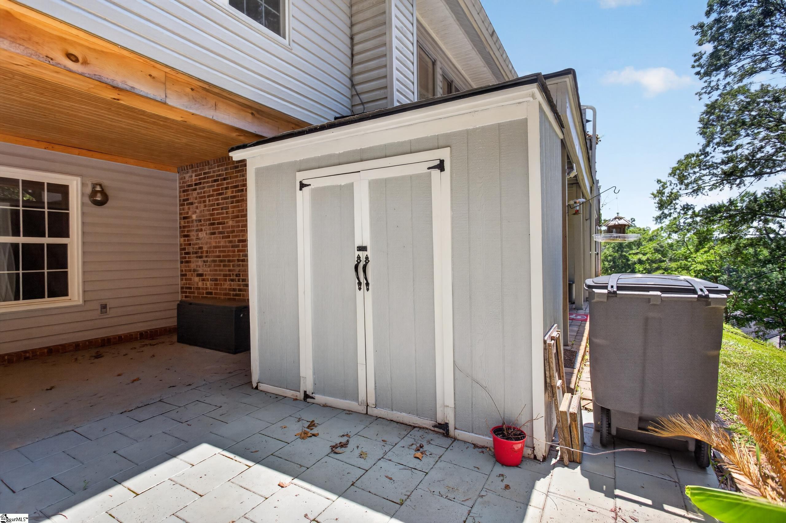 61 Topsail Court Property Photo 18