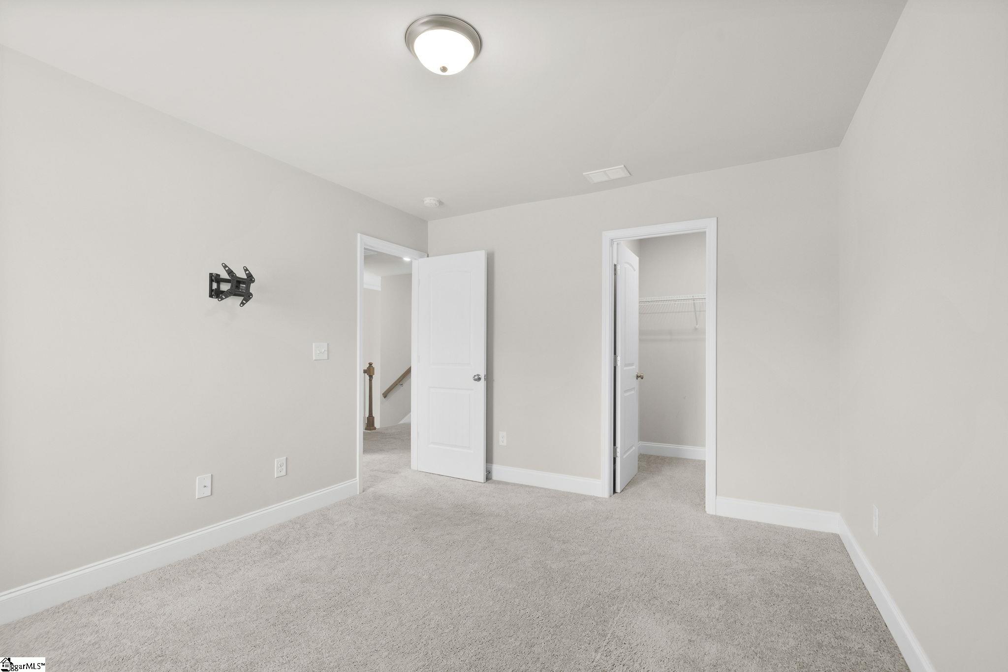 119 Sloan Avenue Property Photo 34