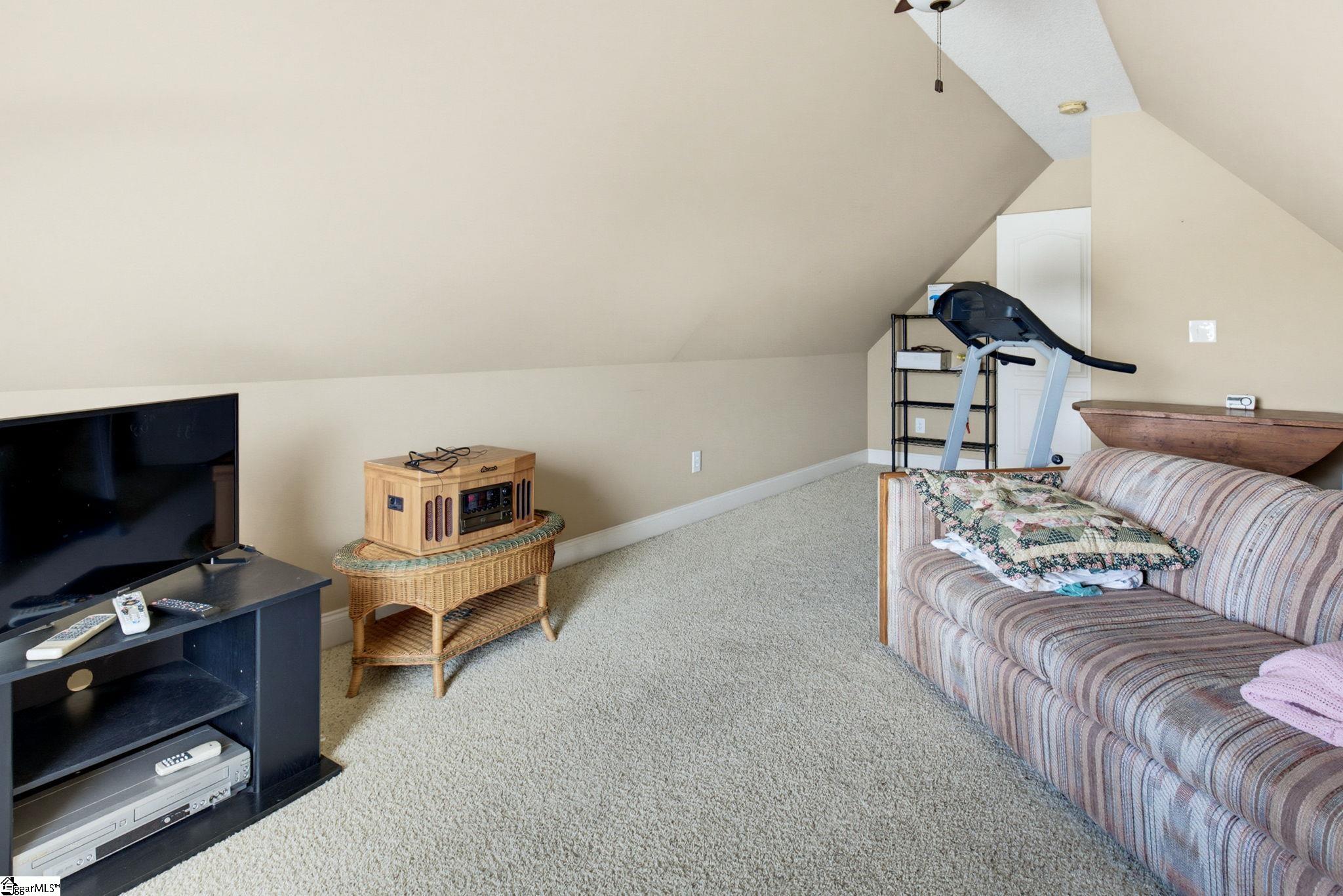 120 Hubbard Lane Property Photo 30