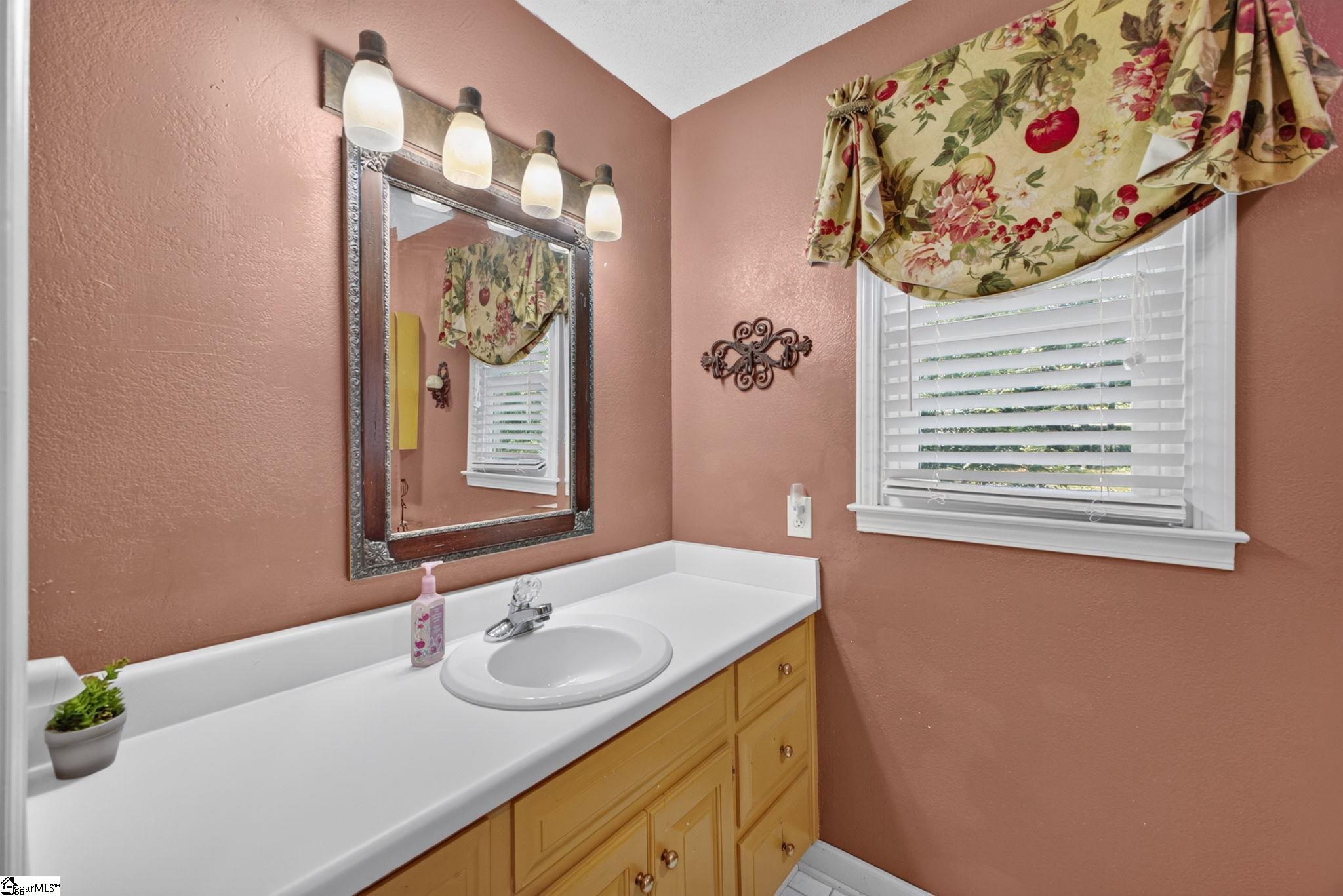 31 Wild Cherry Circle Property Photo 18