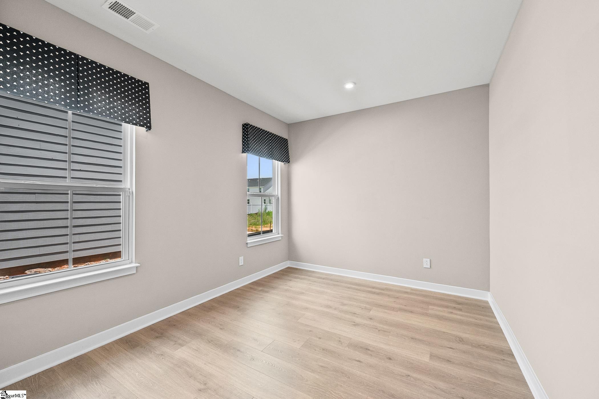 798 Lady Fern Drive Property Photo 12