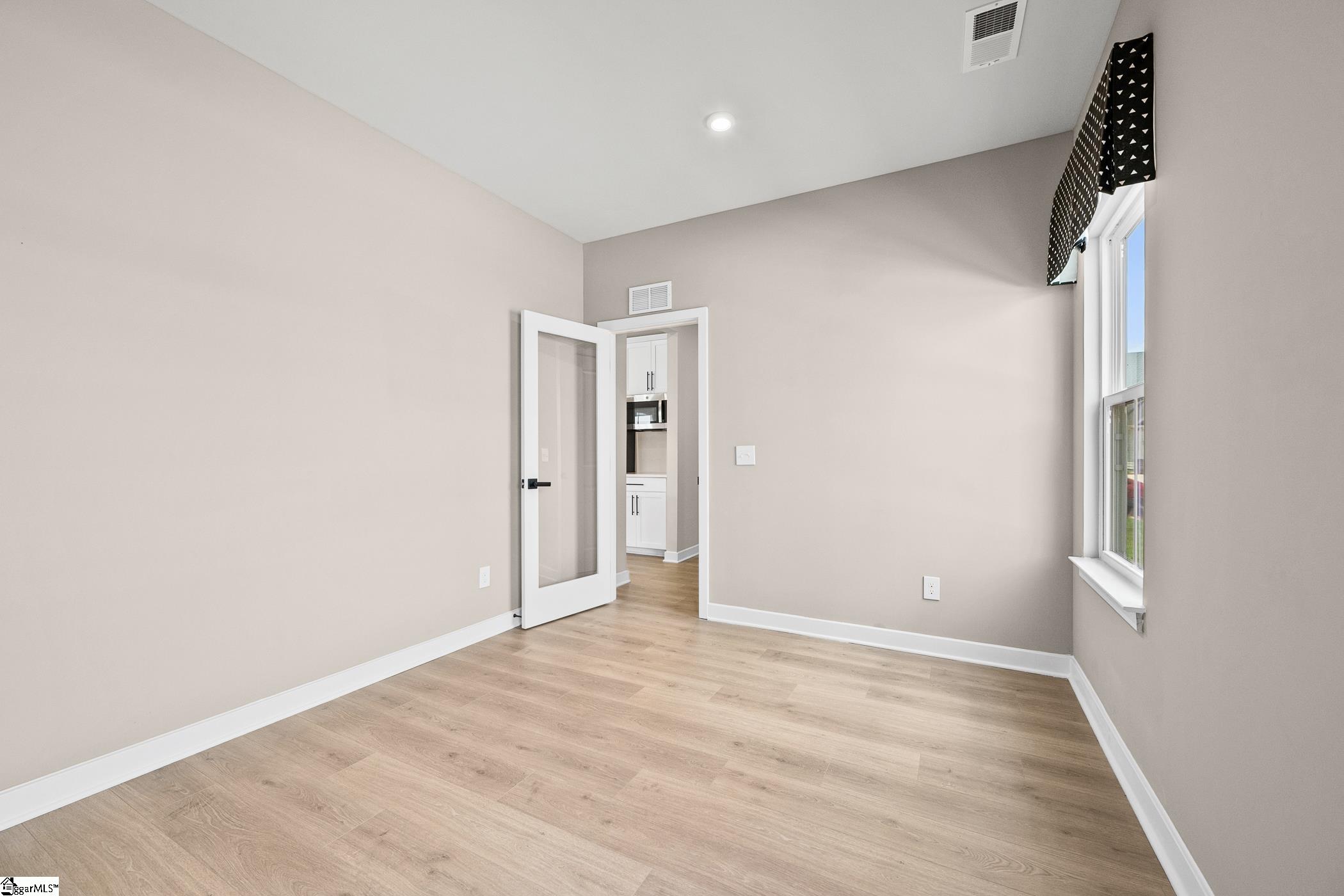 798 Lady Fern Drive Property Photo 13