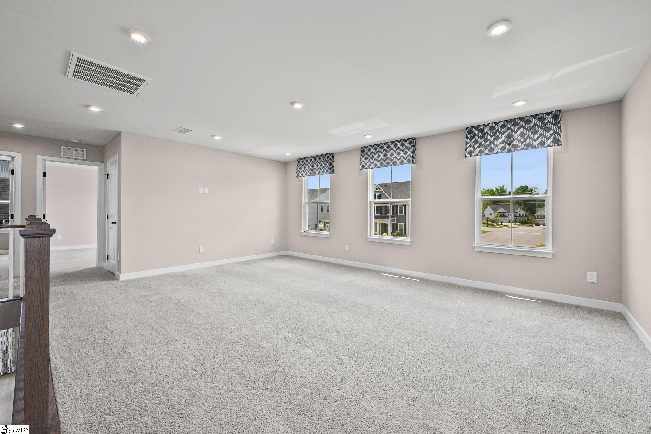 798 Lady Fern Drive Property Photo 16