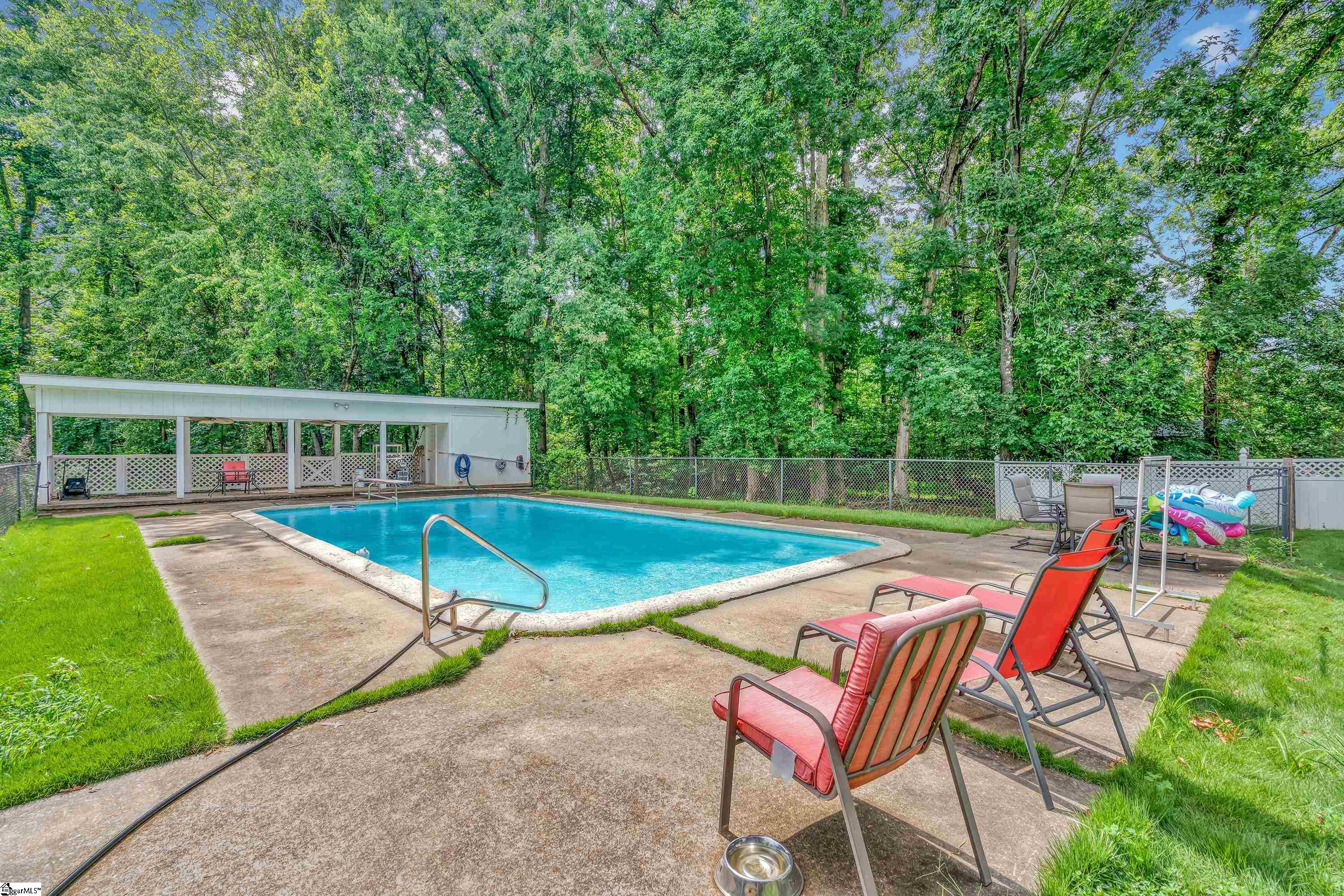 3641 New Cut Road Property Photo 2