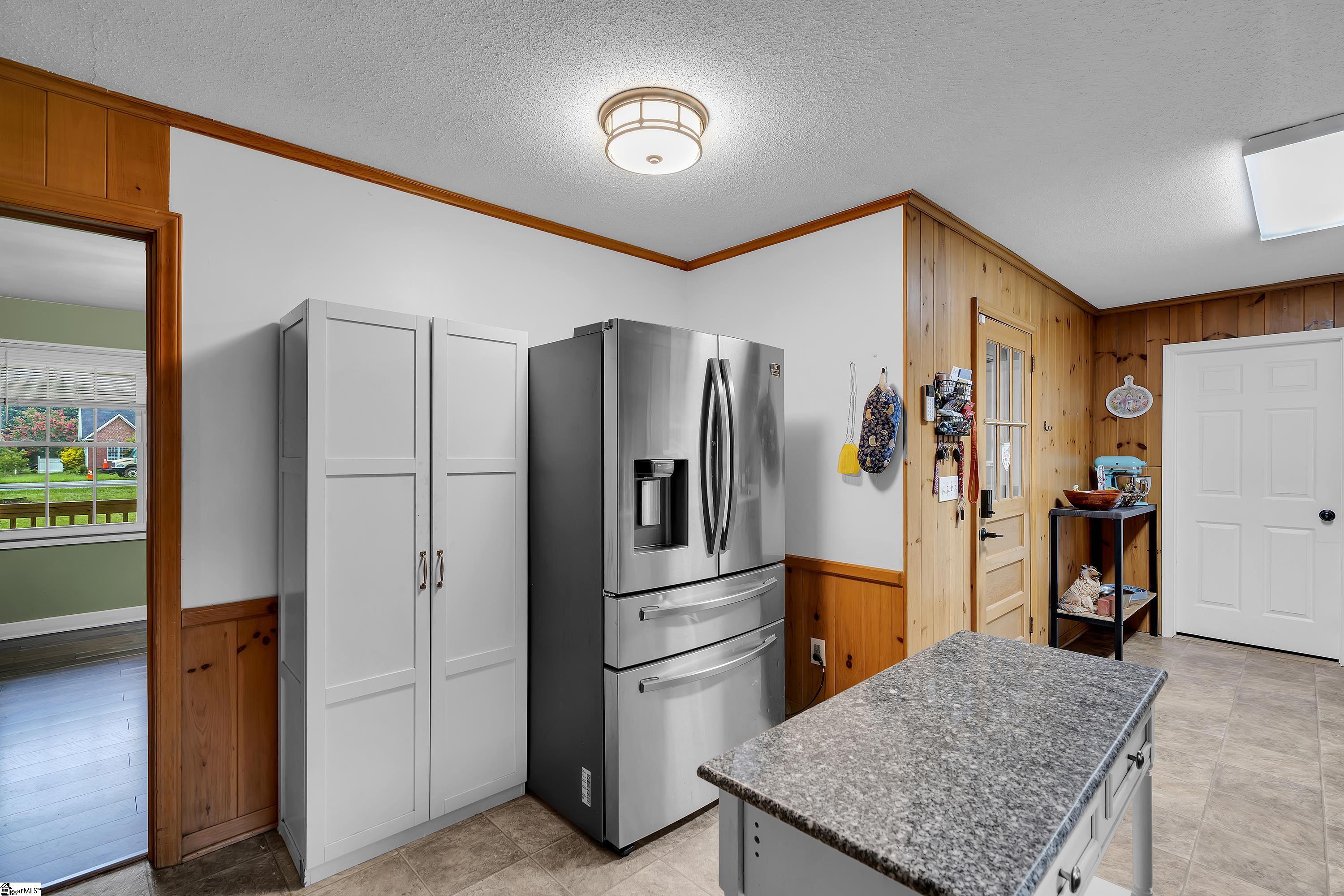 3641 New Cut Road Property Photo 11