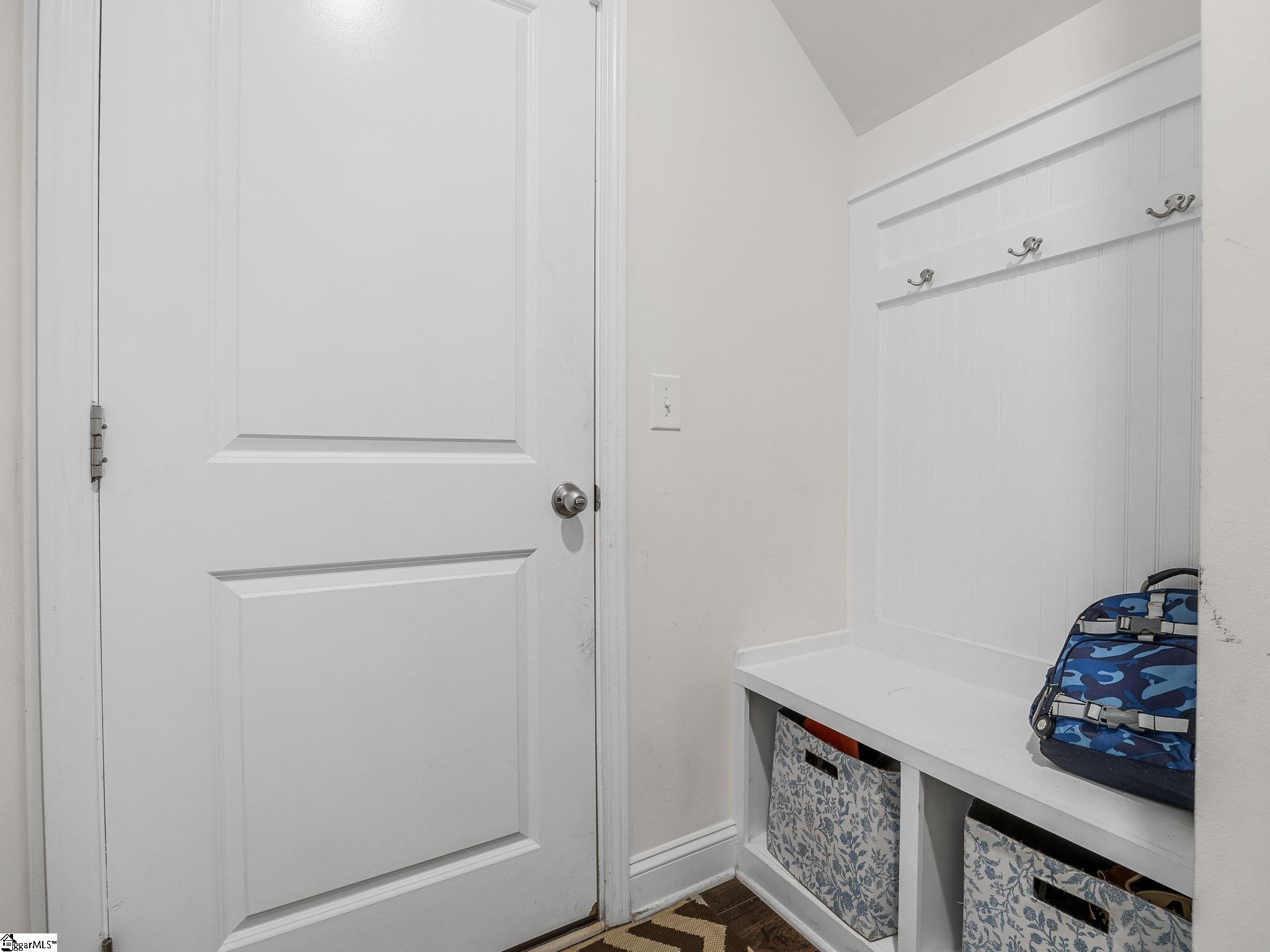 554 Elwood Drive Property Photo 24