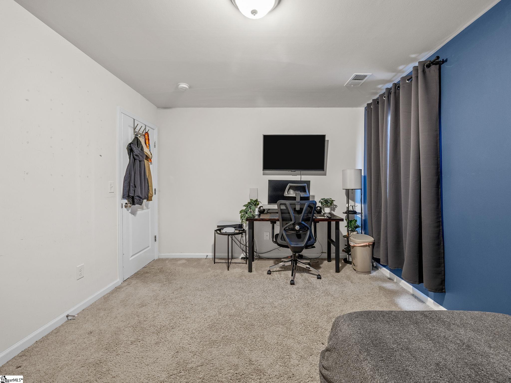 554 Elwood Drive Property Photo 35