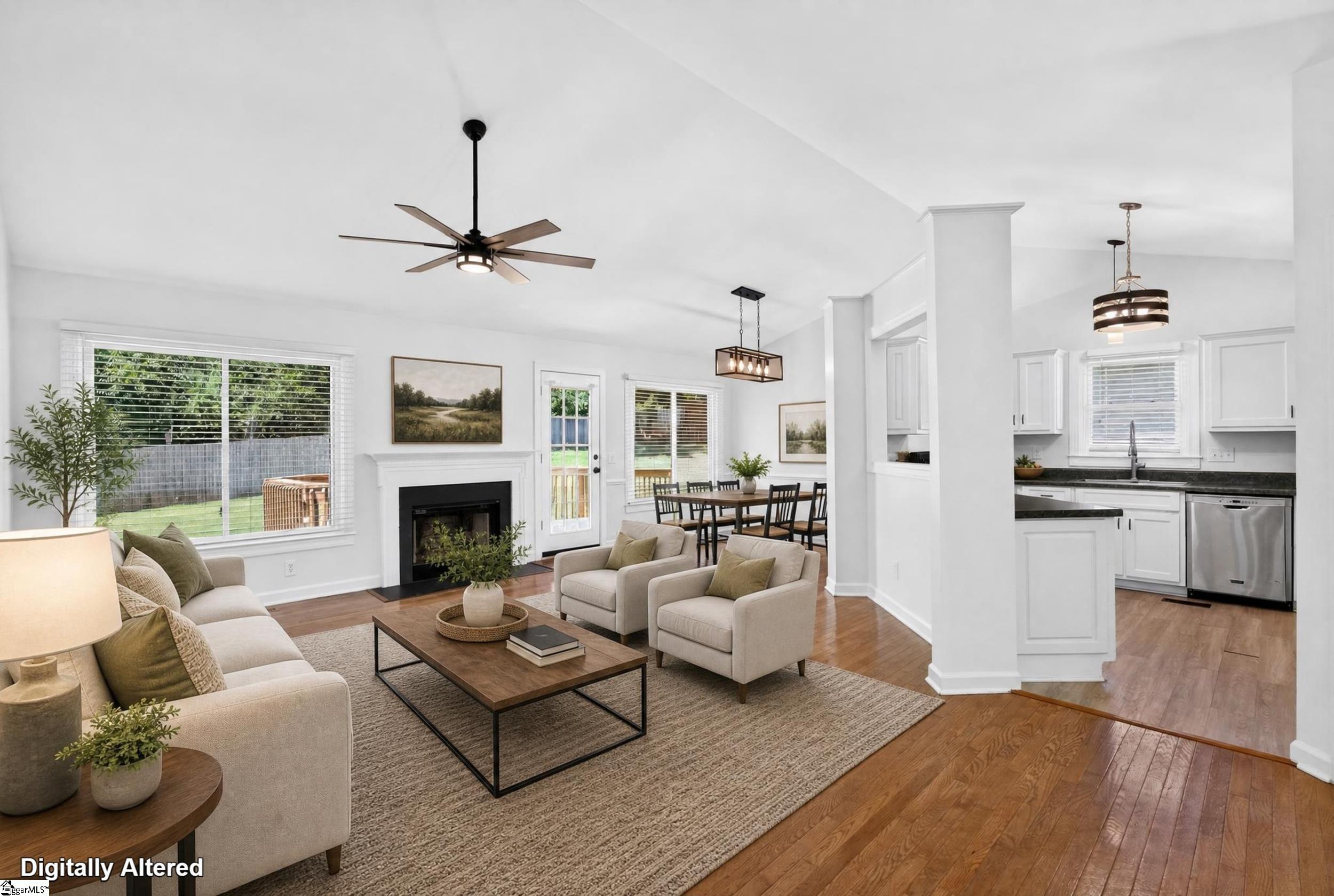 6 Mountain Trace Court Property Photo 2